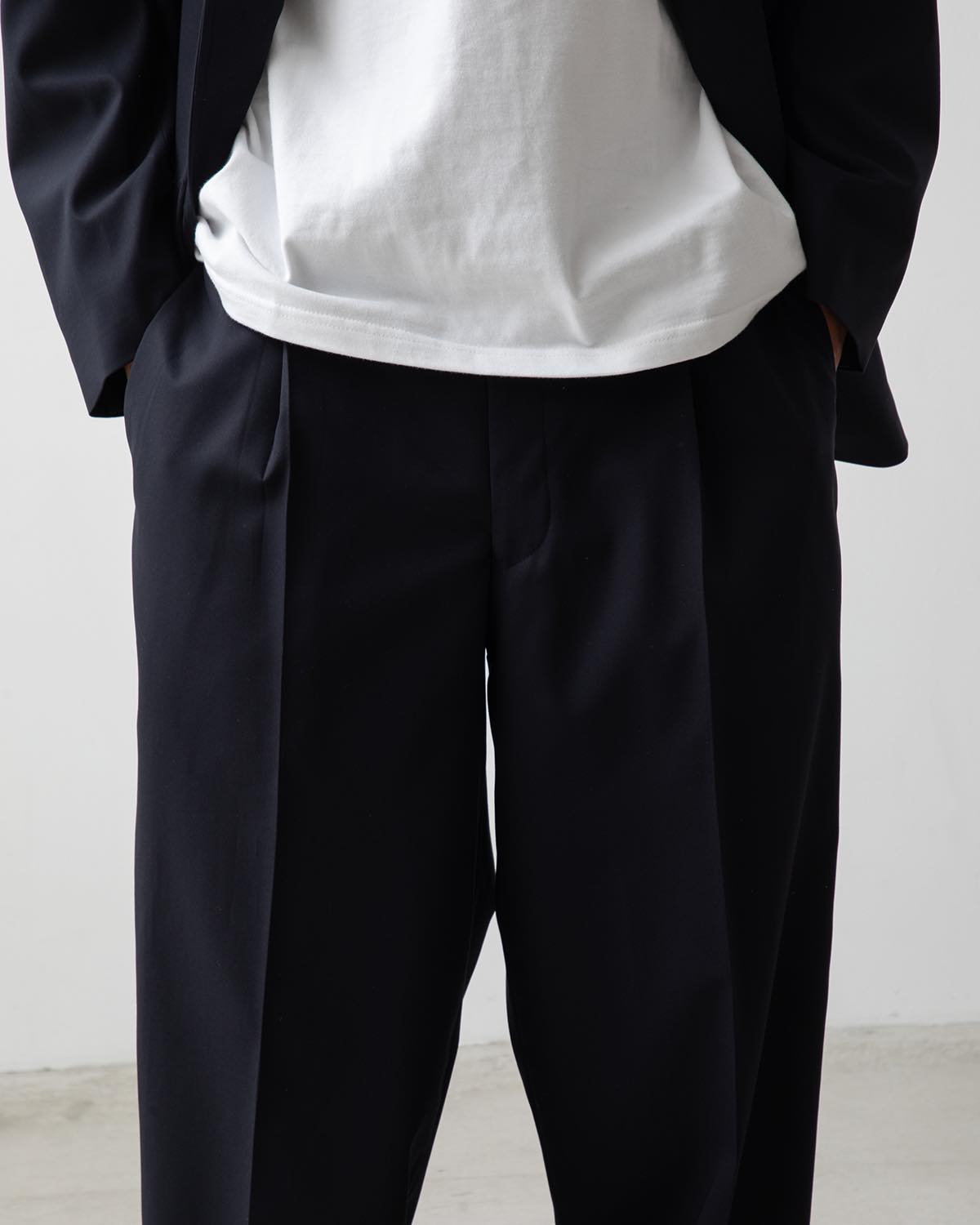 WOOLY COTTON TWILL WIDE TAPERED SLACKS
