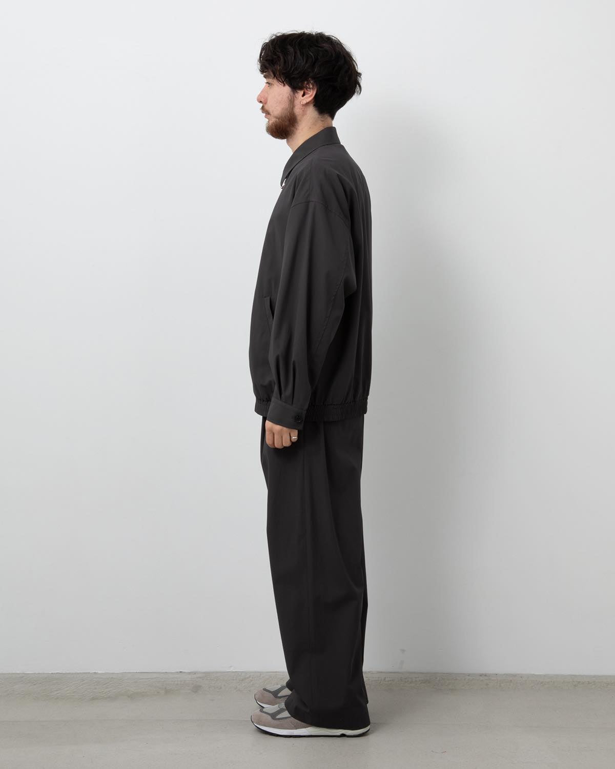 BRUSHED COTTON GABARDINE WIDE STRAIGHT PANTS