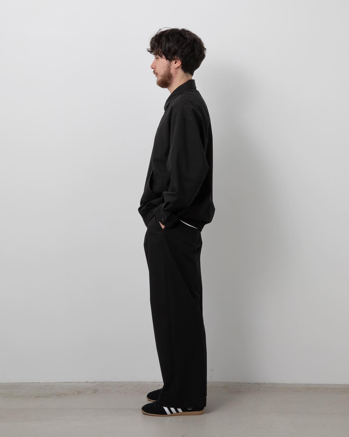 BRUSHED COTTON GABARDINE WIDE STRAIGHT PANTS