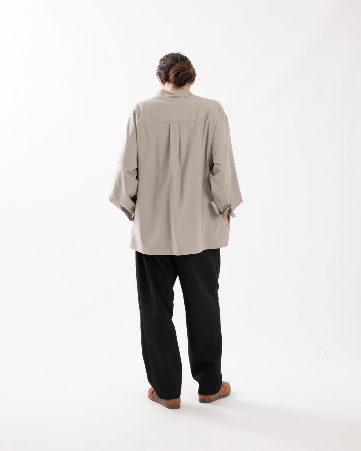 SCALE OFF WOOL WIDE TAPERED CHEF PANTS