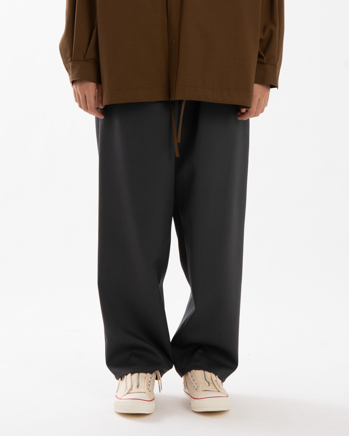 SCALE OFF WOOL WIDE TAPERED CHEF PANTS