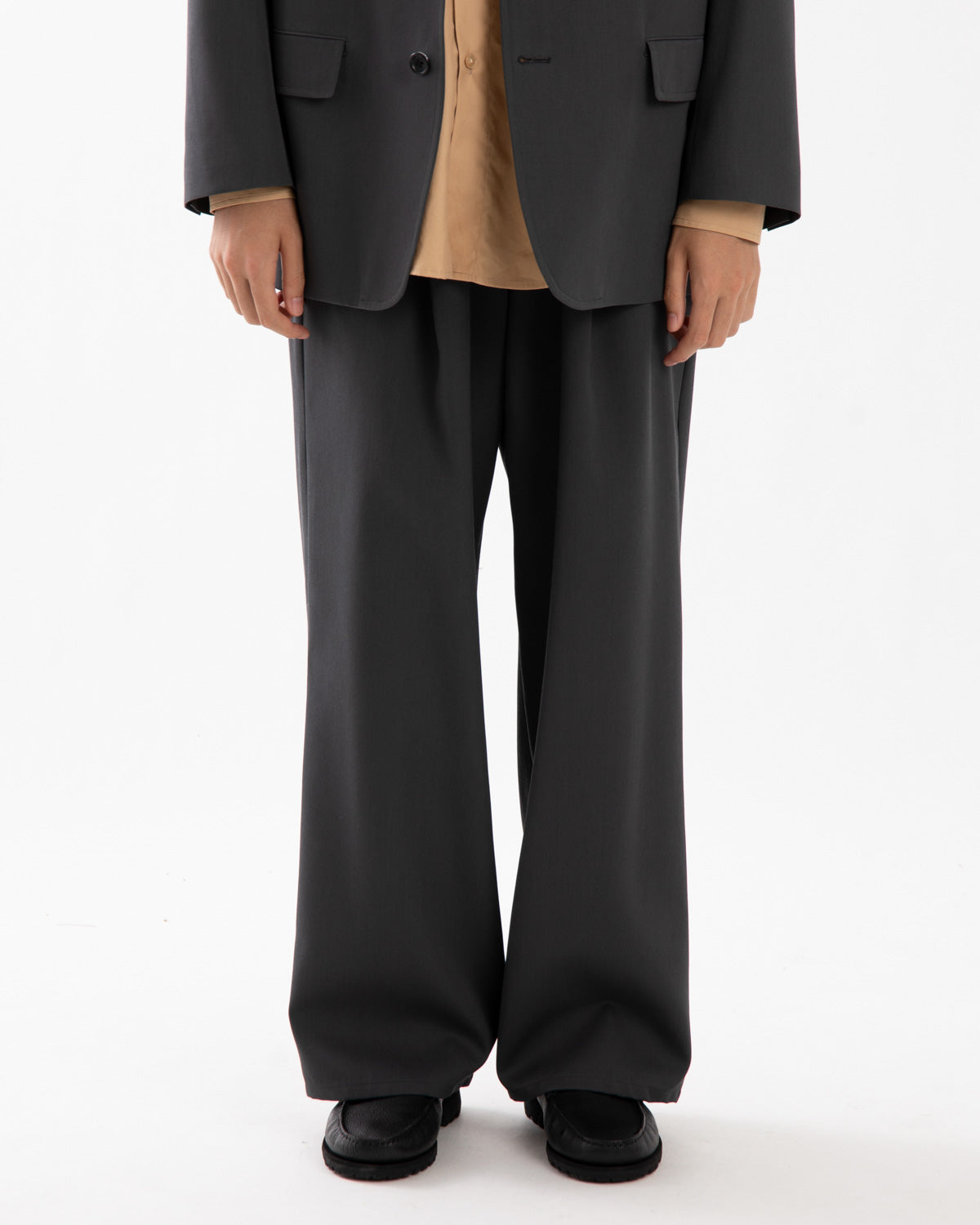 SCALE OFF WOOL WIDE CHEF PANTS