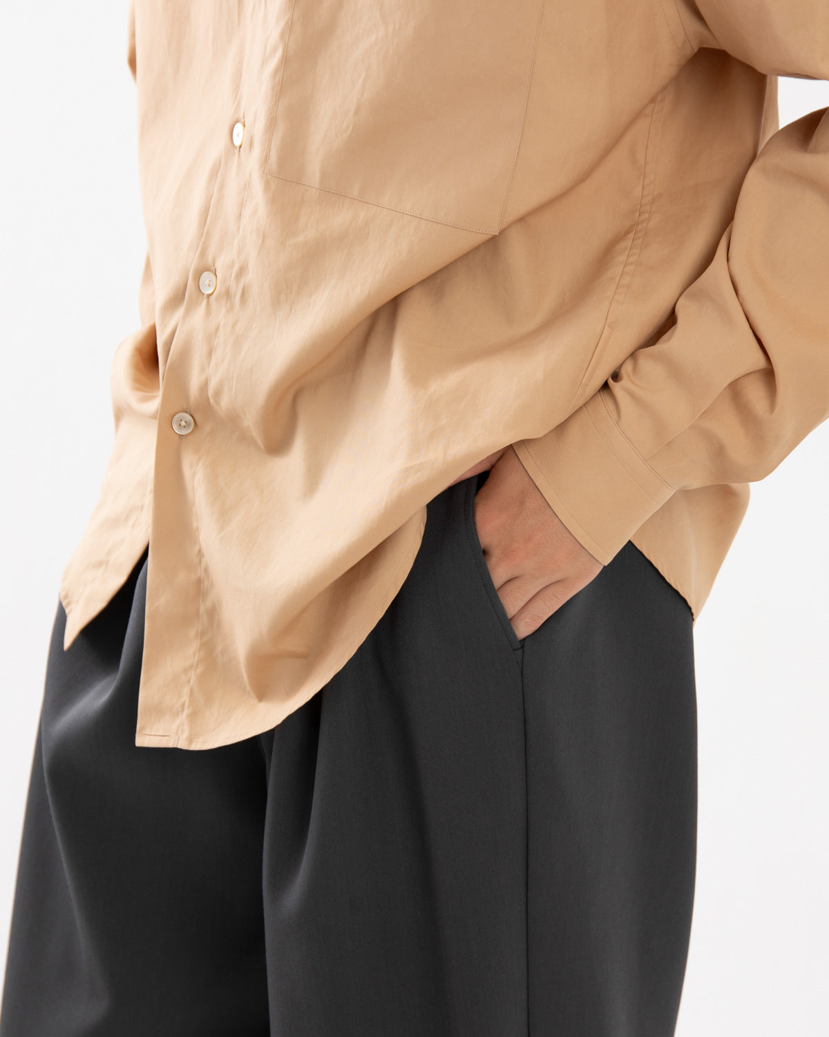 SCALE OFF WOOL WIDE CHEF PANTS