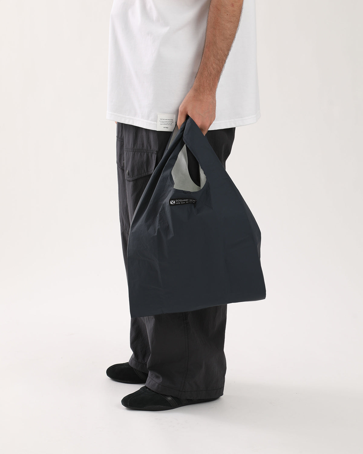 ULTRALIGHT TYVEK REFLECTIVE ECO BAG (M)