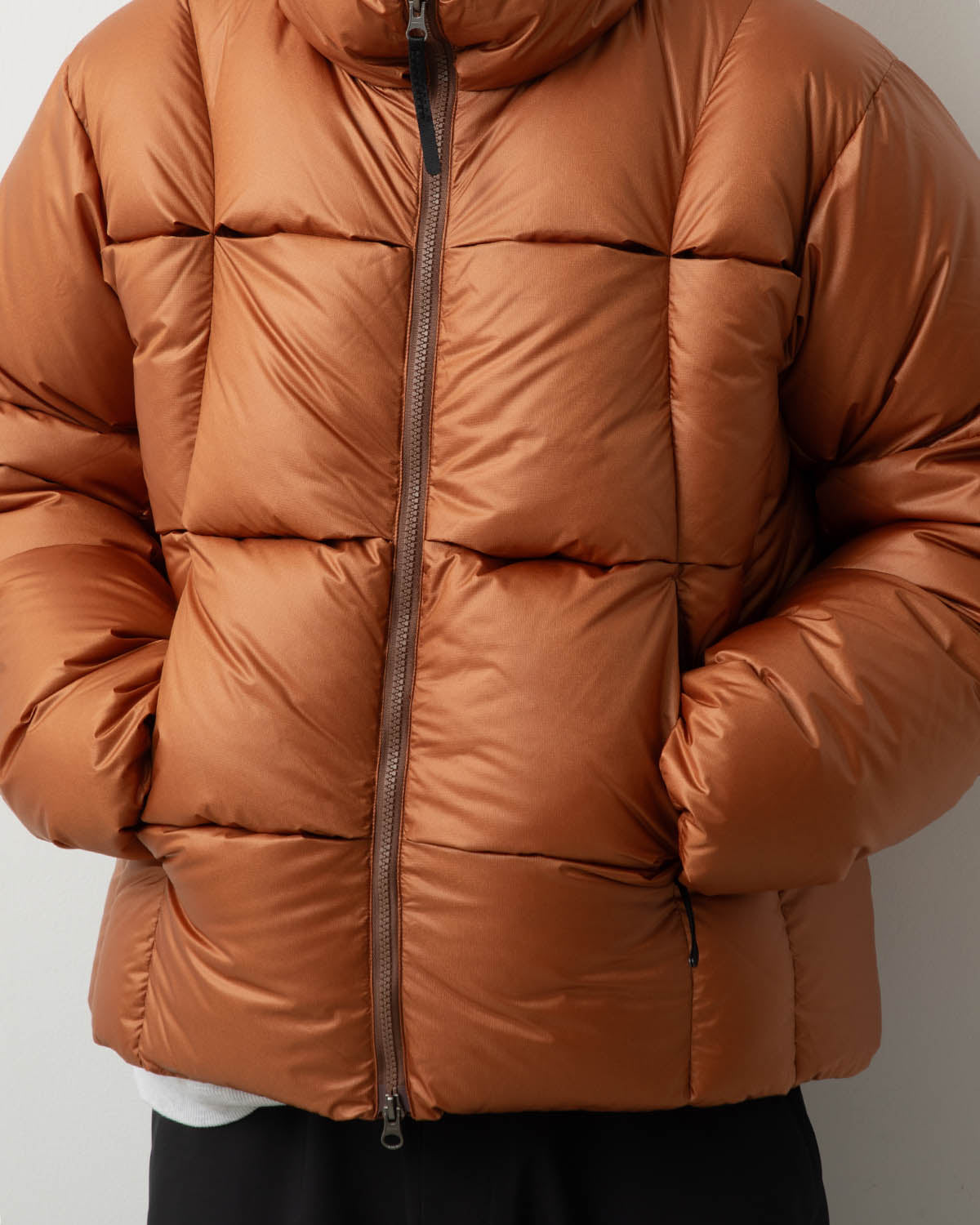 THREE-DIMENSIONAL DOWN JACKET