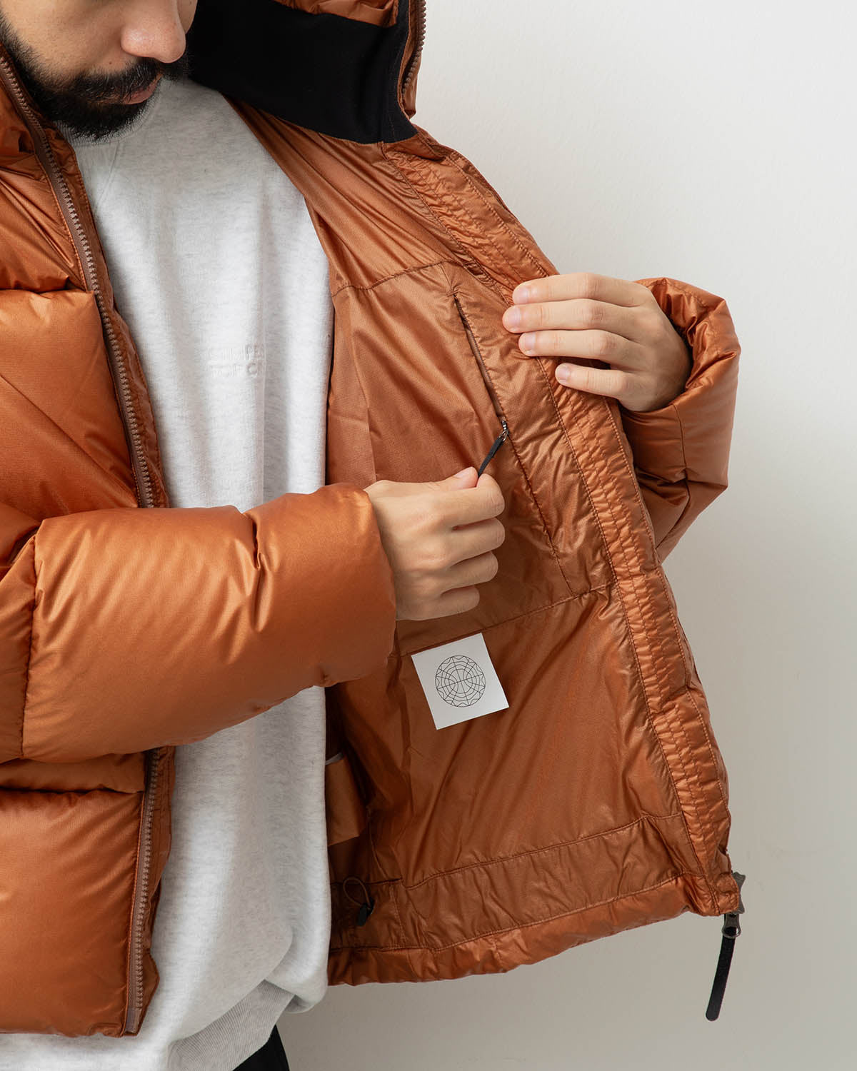 THREE-DIMENSIONAL DOWN JACKET