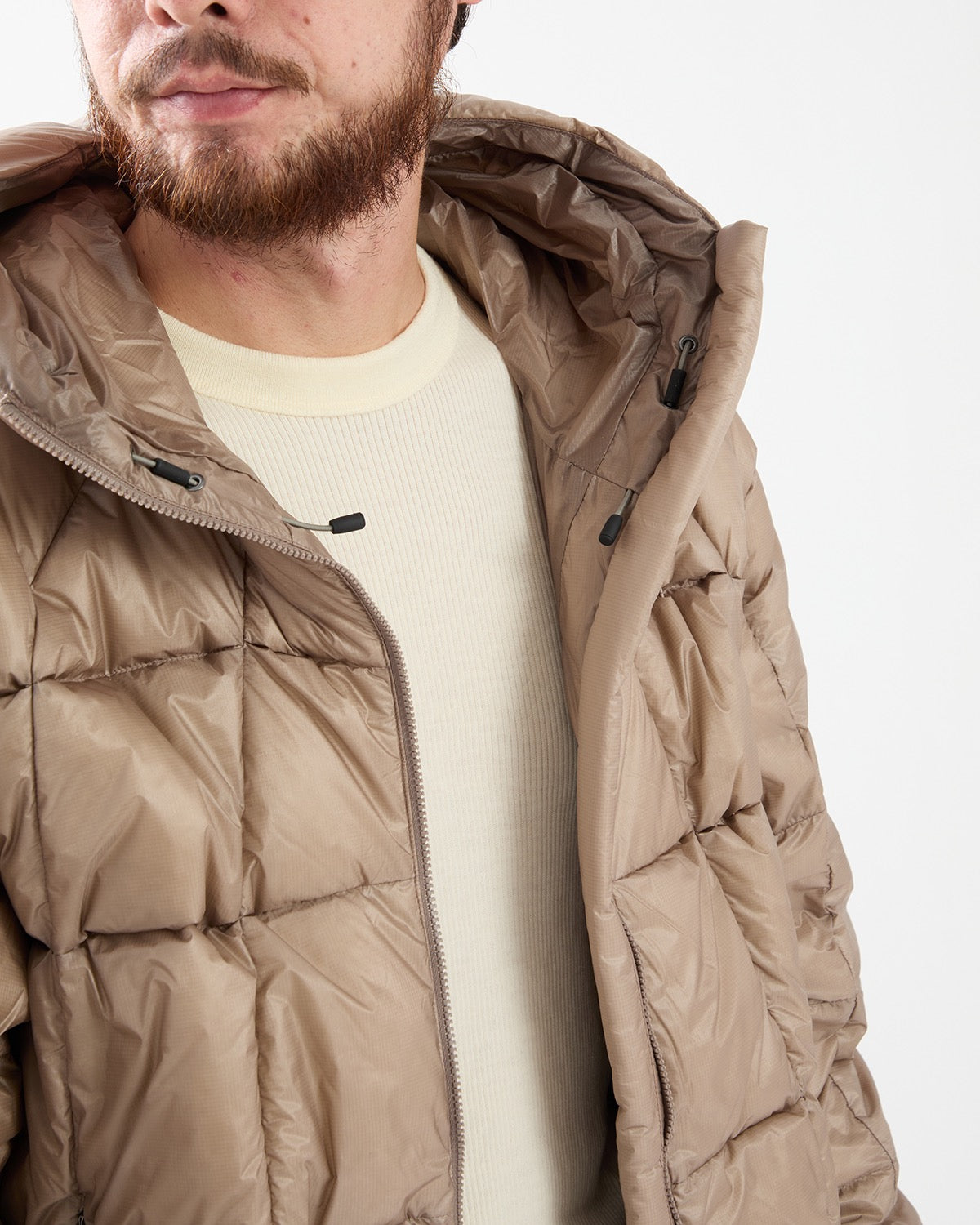 THREE-DIMENSIONAL DOWN PARKA