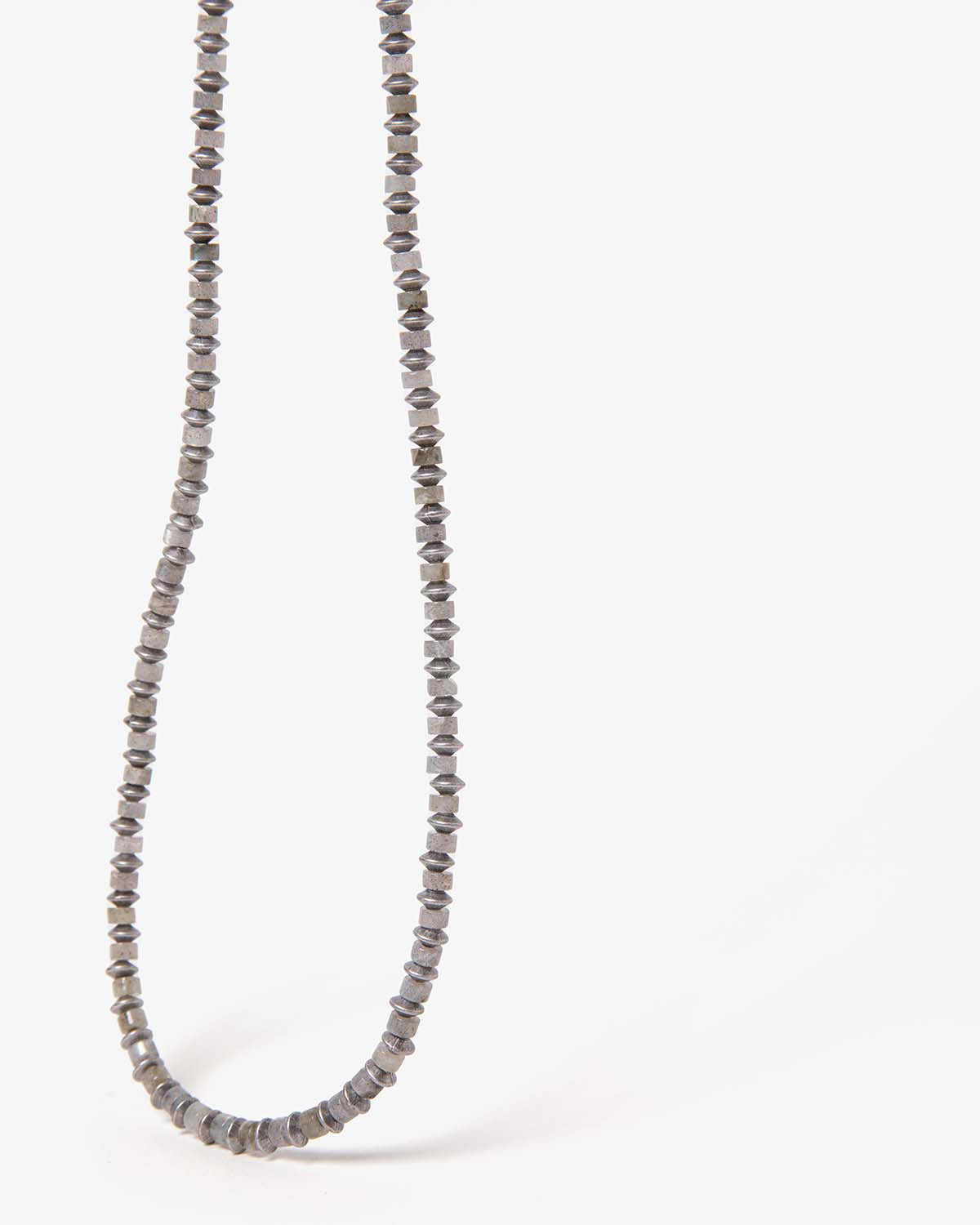 BEADS NECKLACE STONE