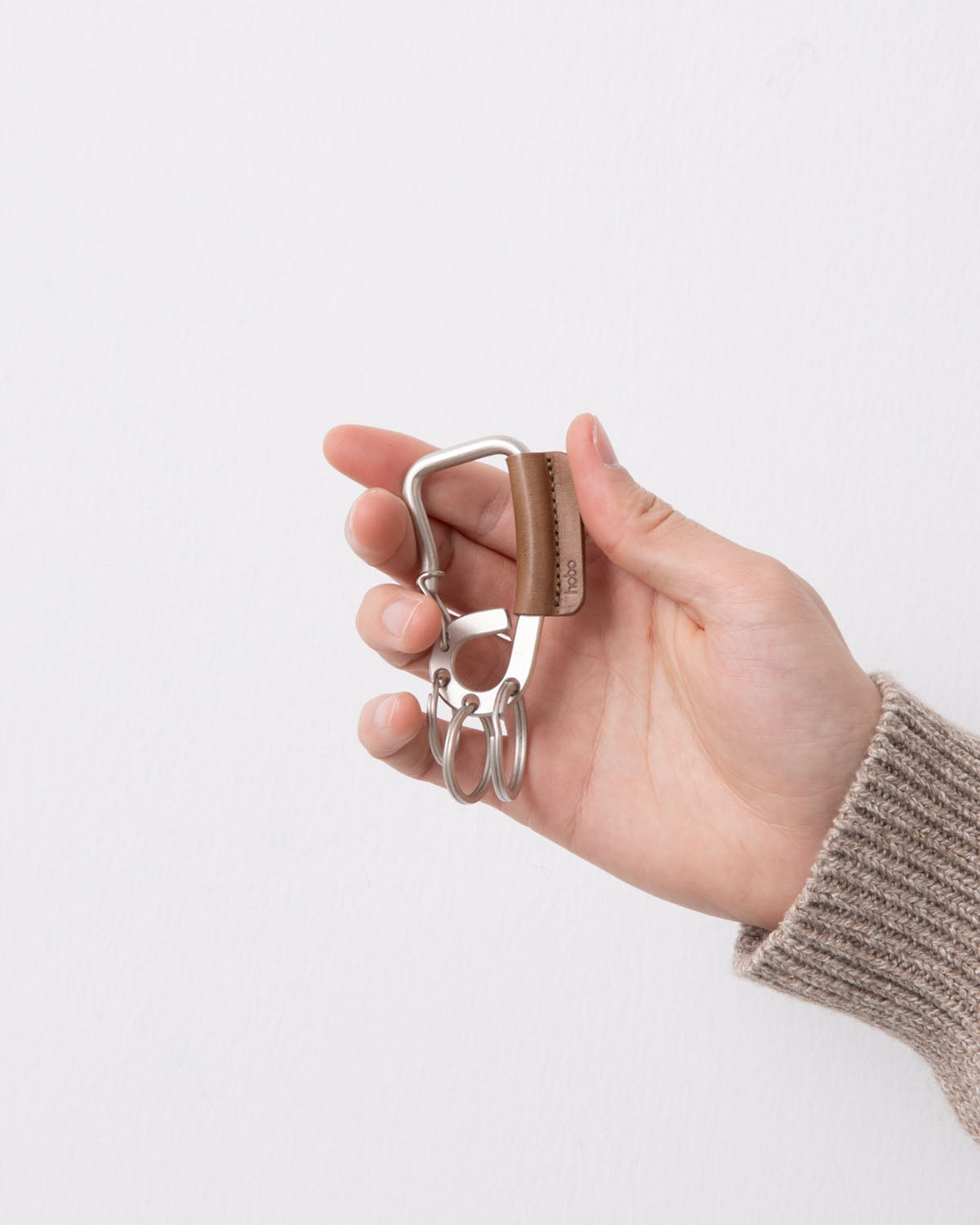 CARABINER KEY RING with HORSE LEATHER