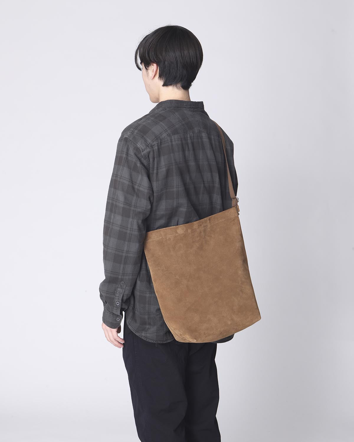 SHOULDER BAG L COW SUEDE