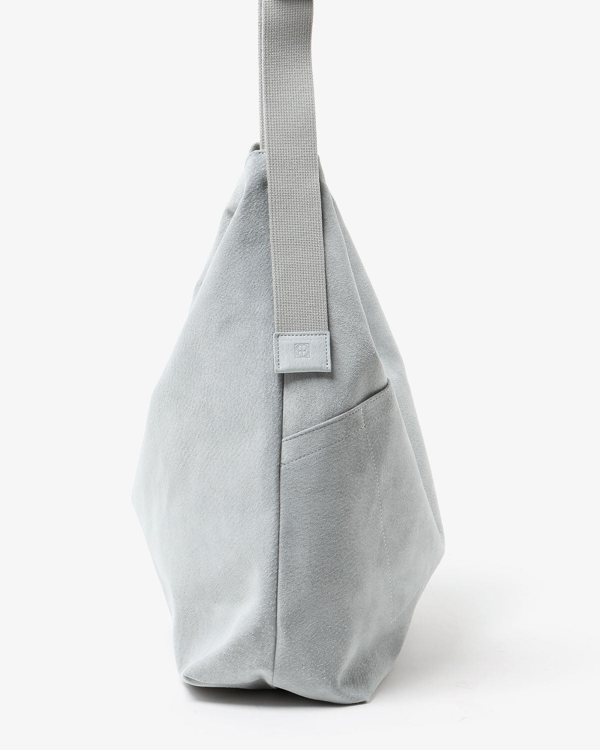 AZUMA SHOULDER BAG M PIG SUEDE