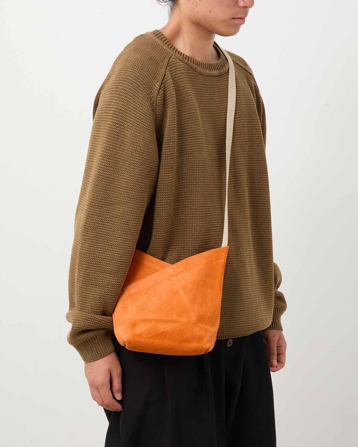 AZUMA SHOULDER BAG S PIG SUEDE