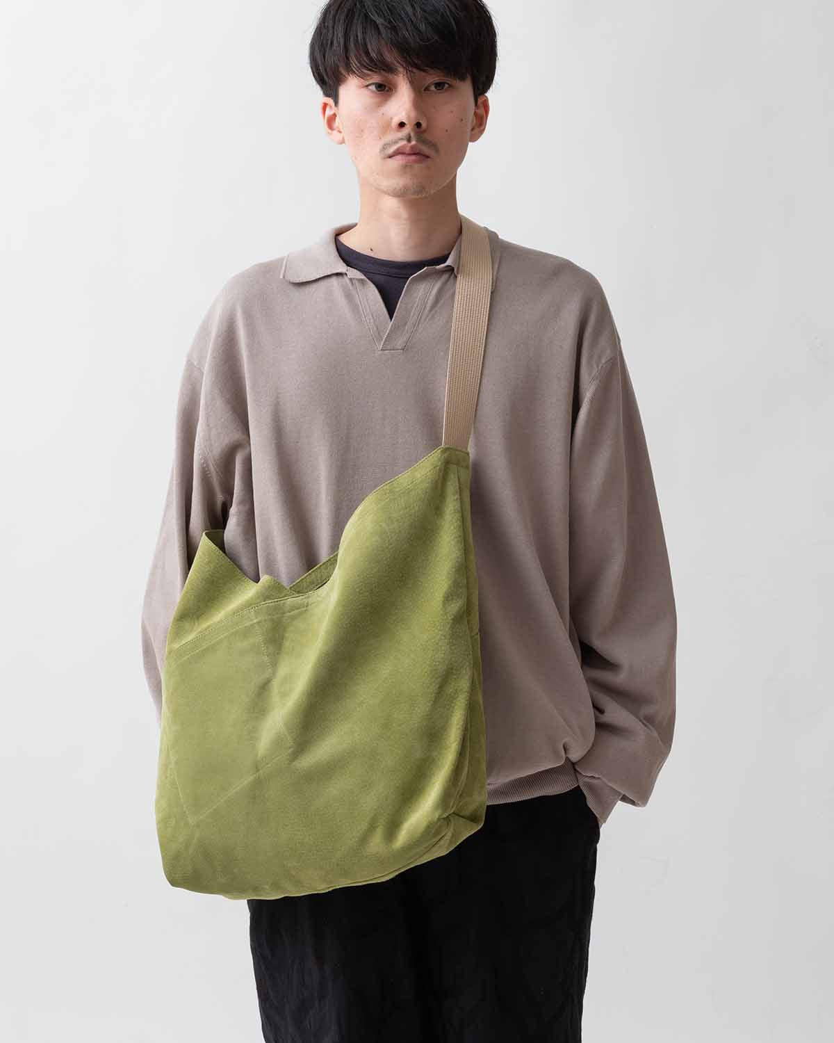 AZUMA SHOULDER BAG M PIG SUEDE