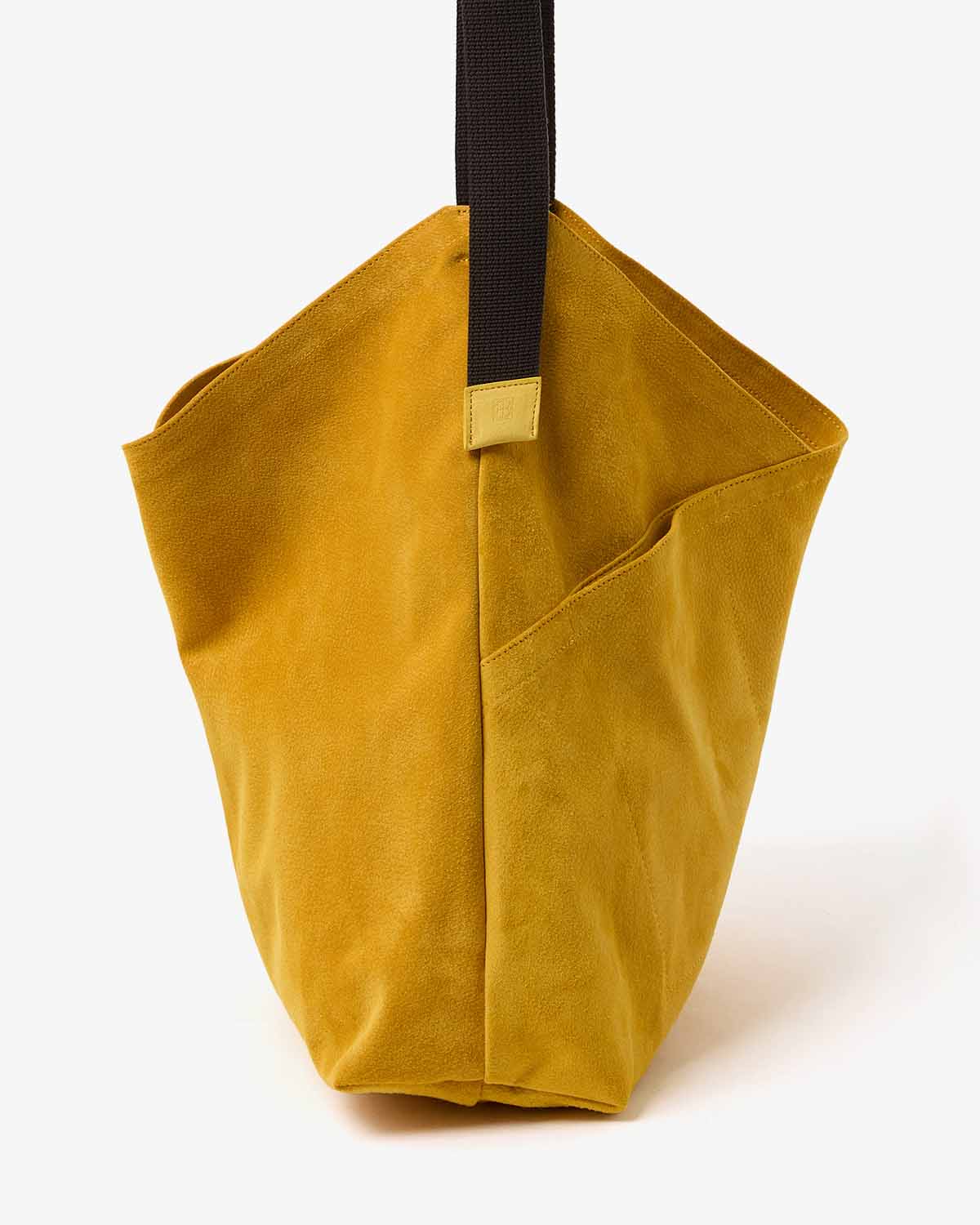 AZUMA SHOULDER BAG M PIG SUEDE