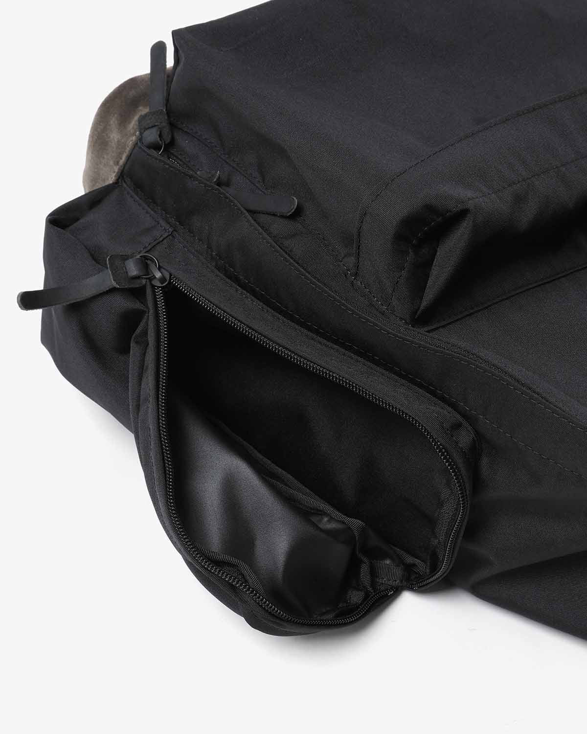 BACKPACK 20L POLYESTER OXFORD CORDURA® WITH PIG SUEDE