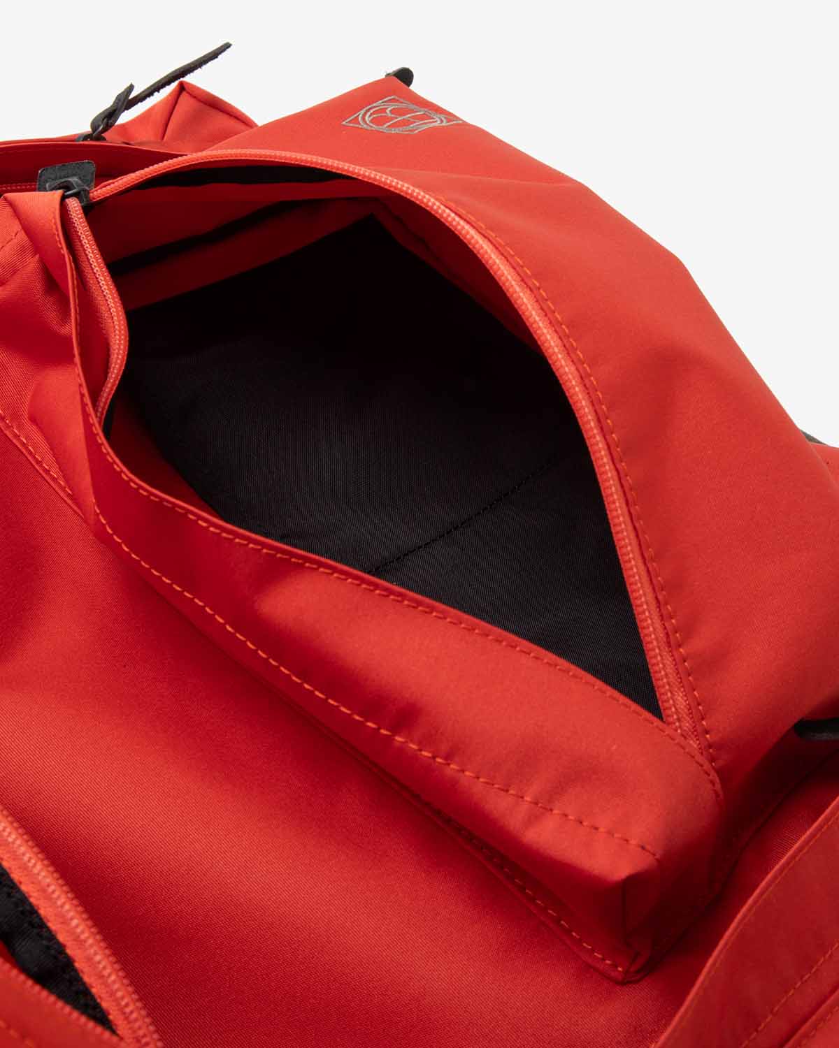 BACKPACK 20L POLYESTER OXFORD CORDURA® WITH PIG SUEDE