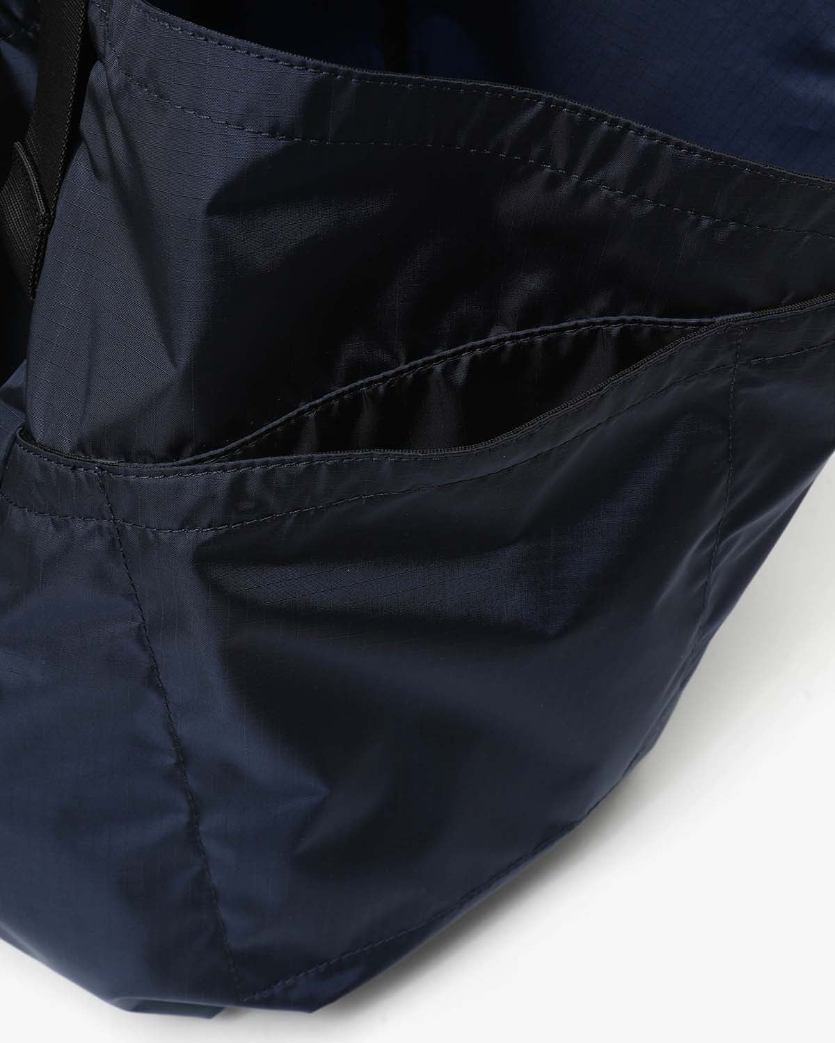 AZUMA SHOULDER BAG L NYLON RIPSTOP