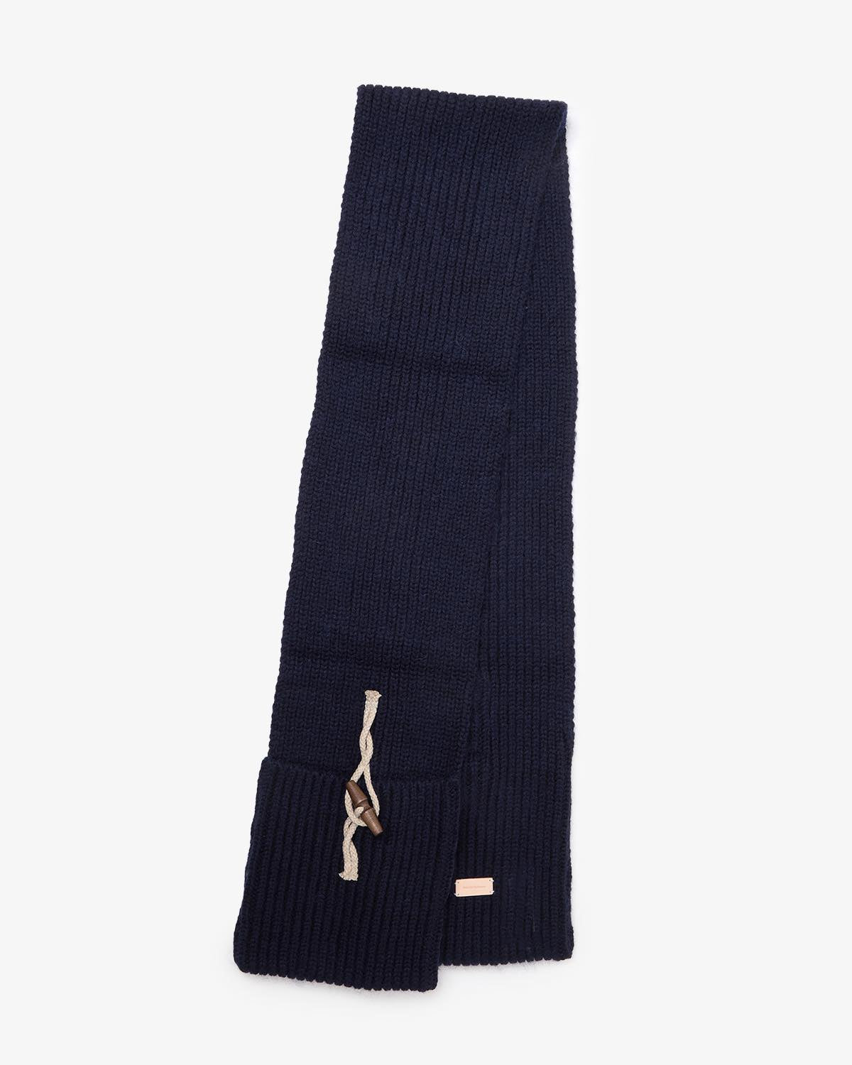 KNITTED POCKET SCARF