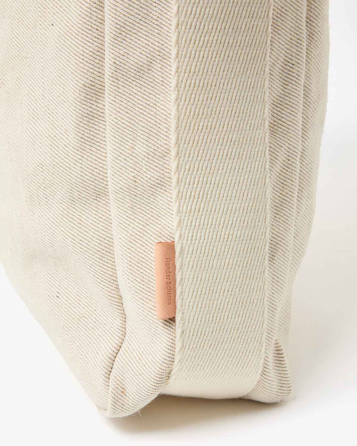 SQUARE SHOULDER BAG SMALL