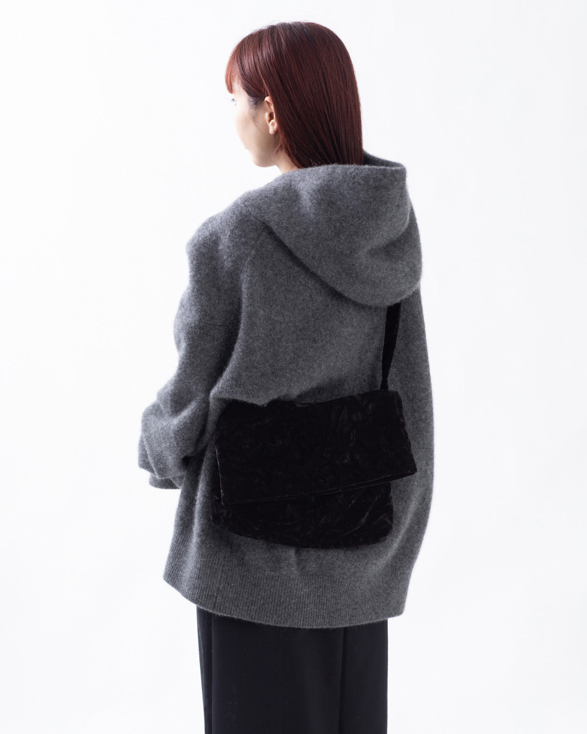 VELVET FLAP SHOULDER BAG