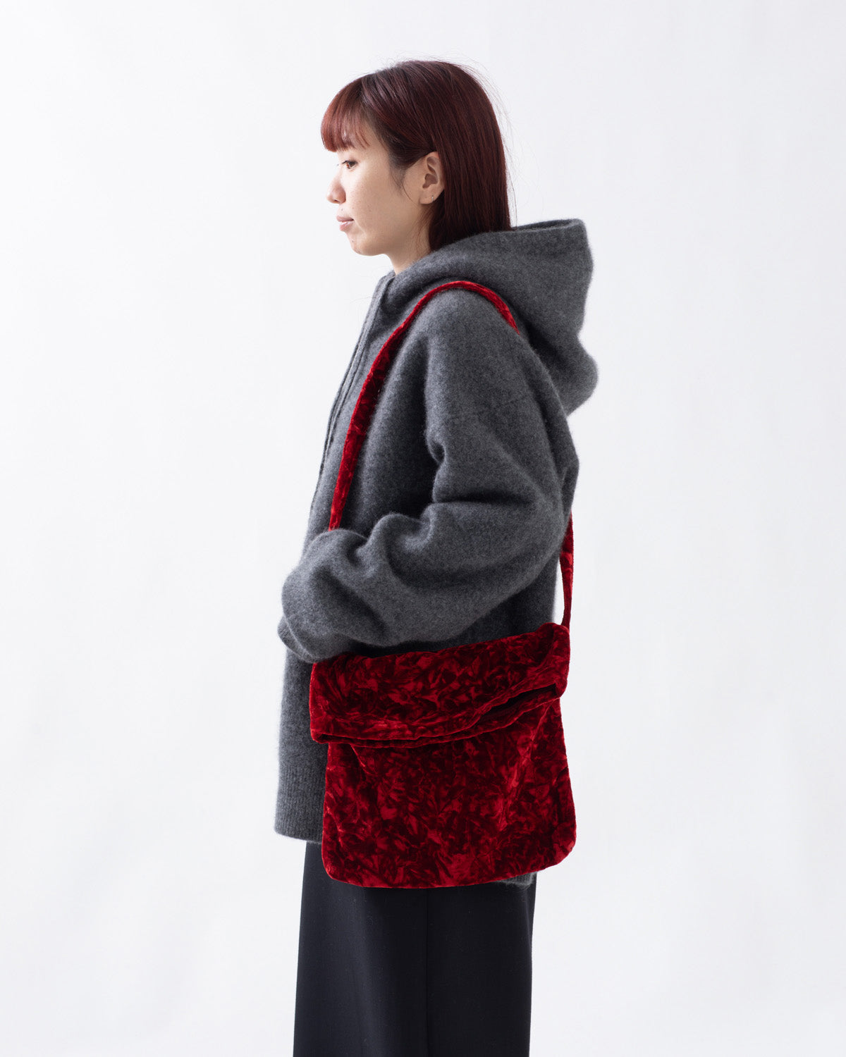 VELVET FLAP SHOULDER BAG