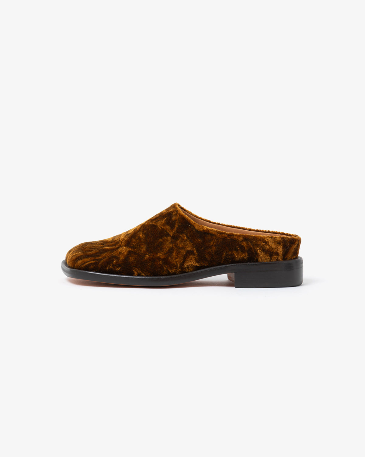 BEAR FOOT VELVET MULE