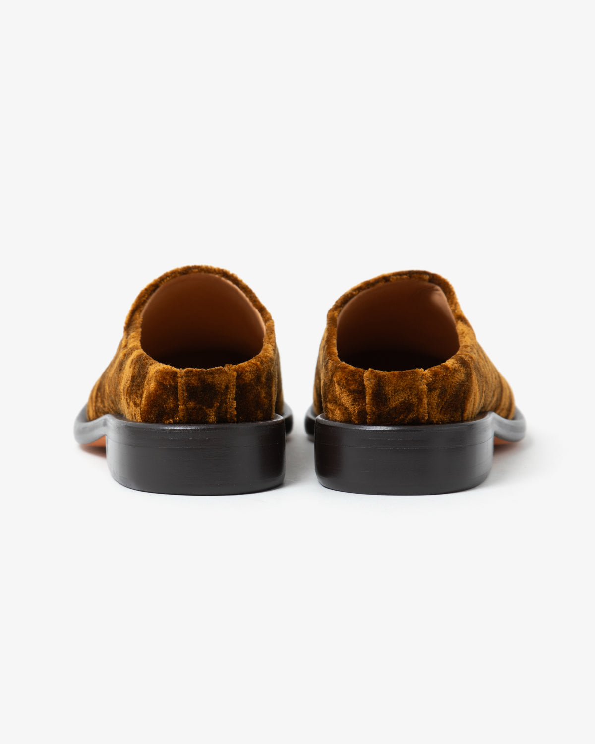 BEAR FOOT VELVET MULE