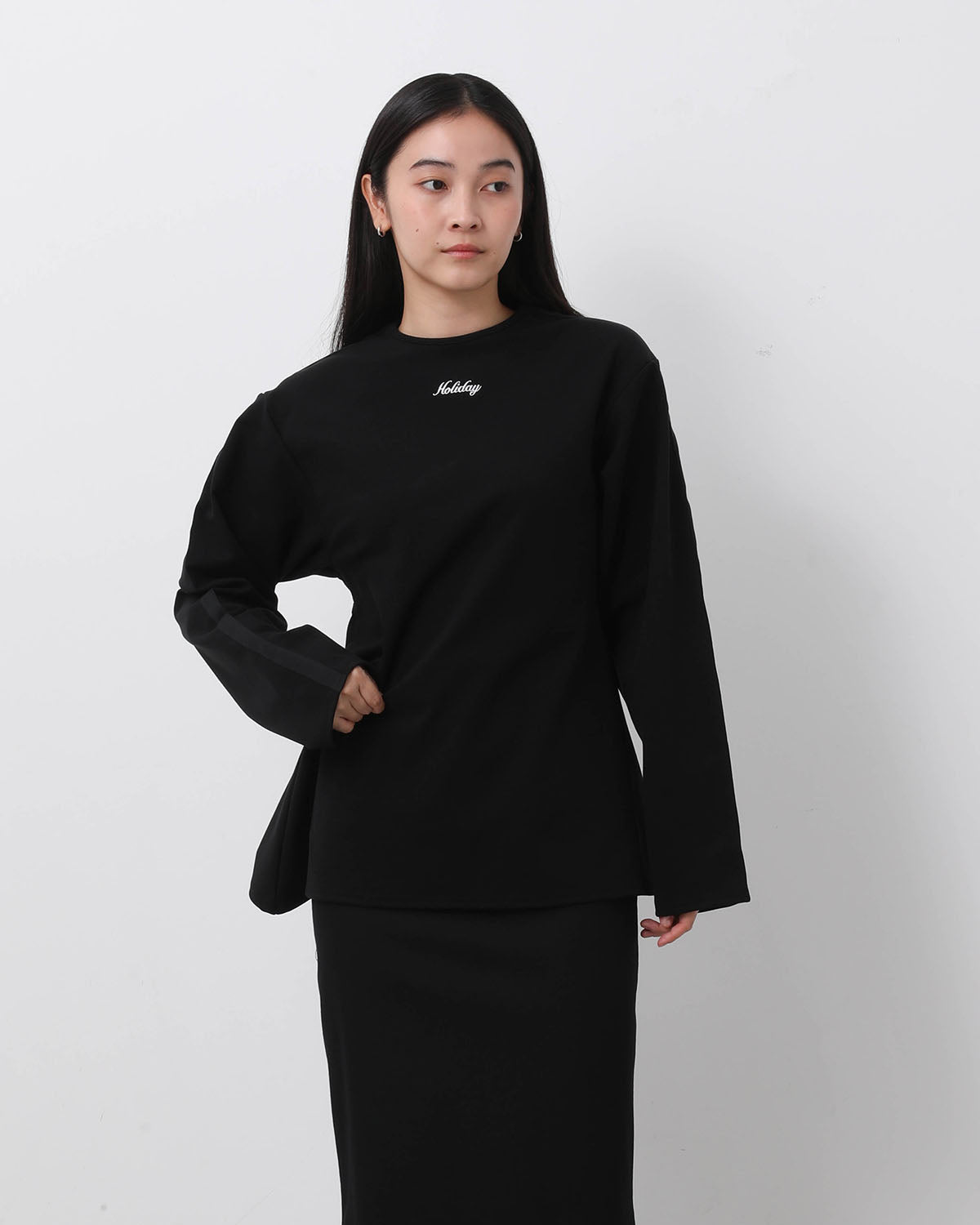 LINE FLARE WARM TOPS