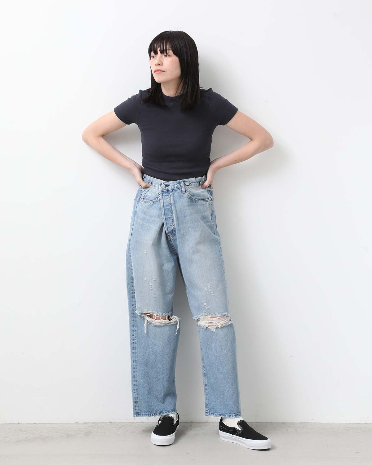 DAMAGE DENIM SUSPENDER PANTS（LIGHT INDIGO）