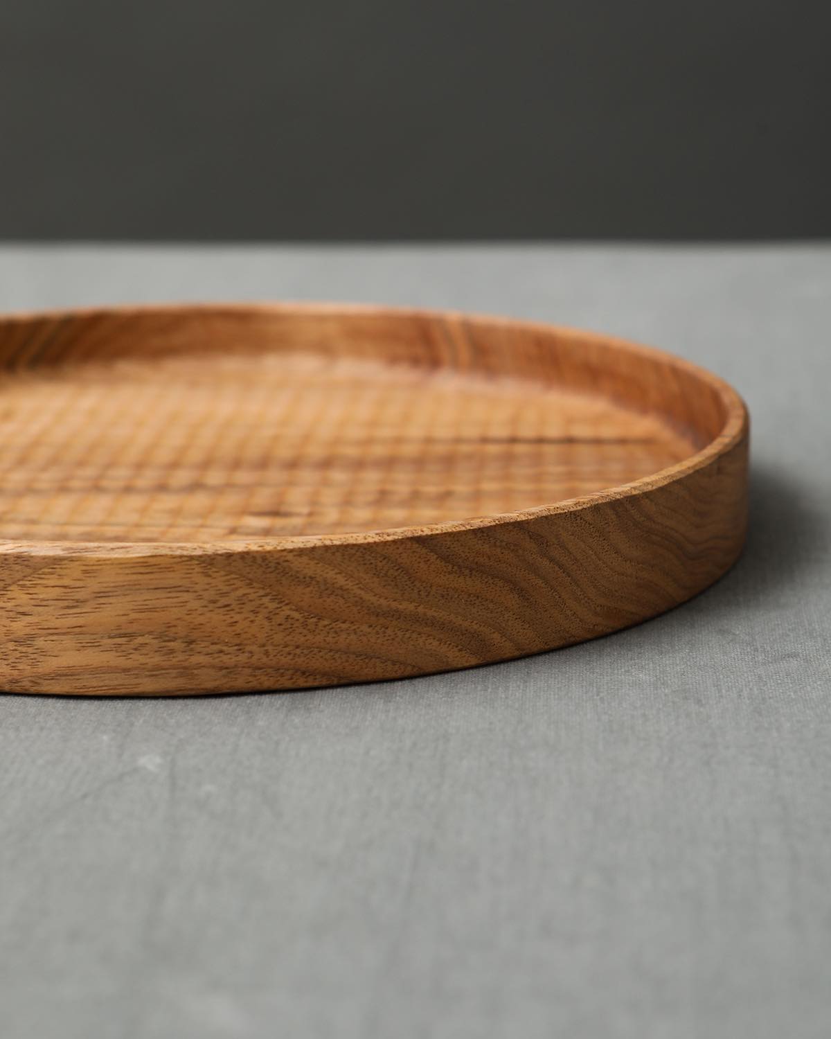 WALNUT TRAY Φ240