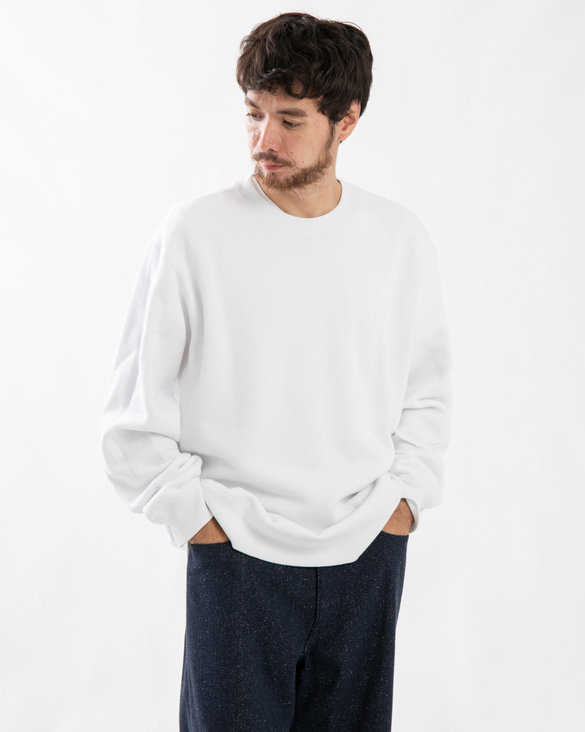 SWEAT SHIRT
