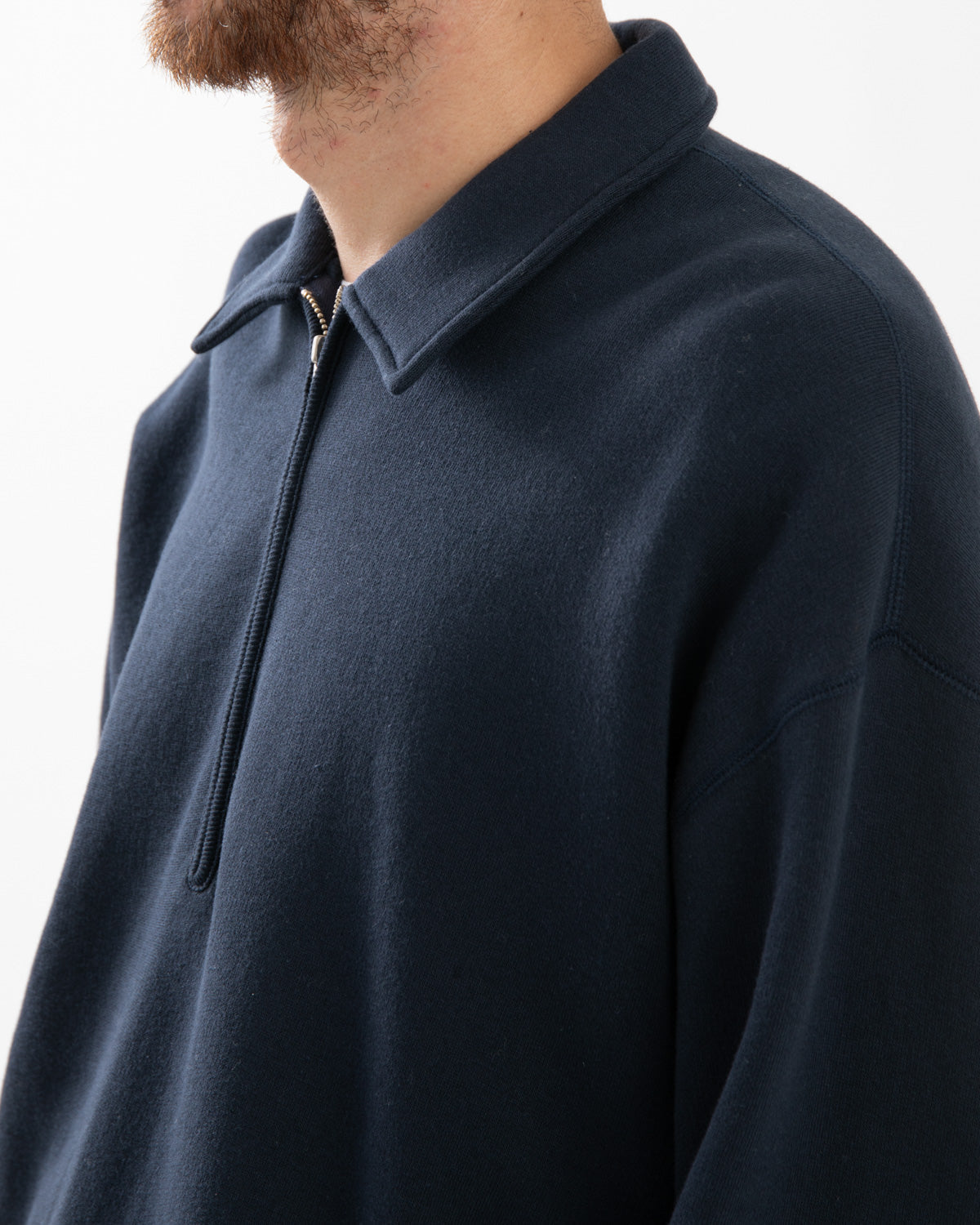 COLLARED SWEAT SHIRT