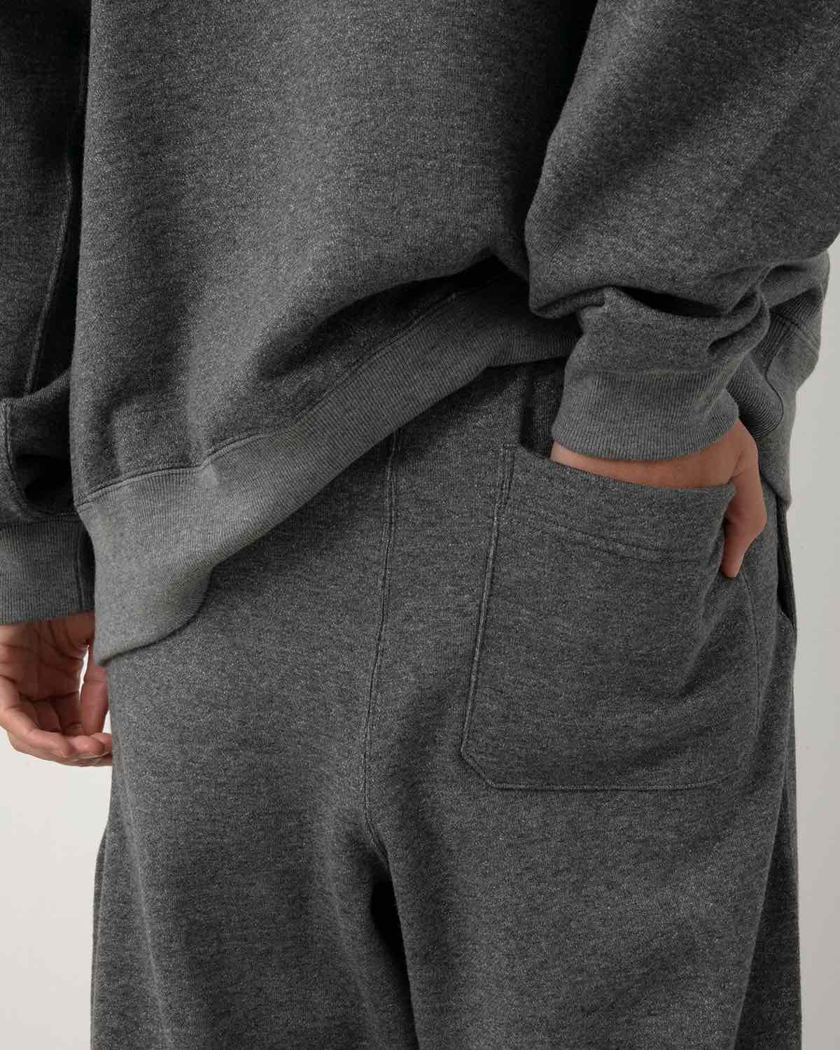 SWEAT PANTS