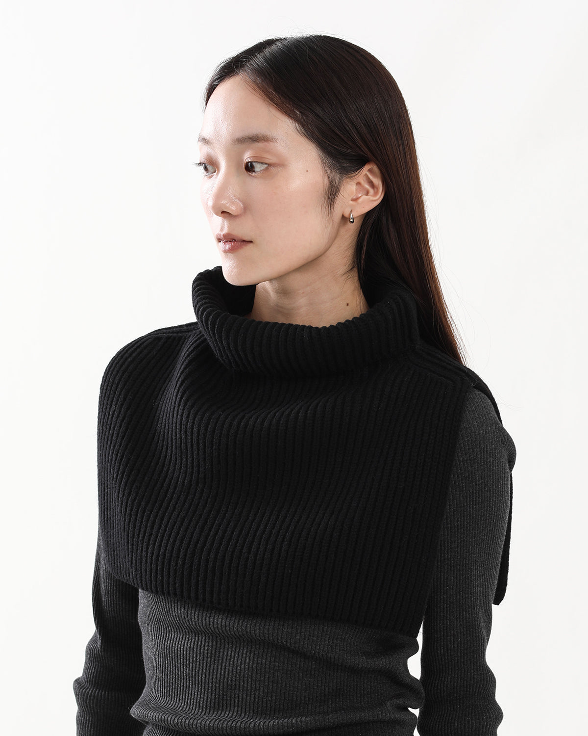 RIBBED NECK WARMER