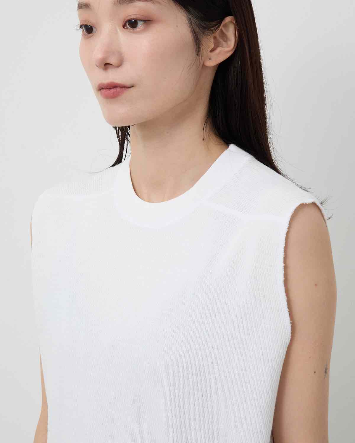 SLEEVELESS THERMAL SHIRT