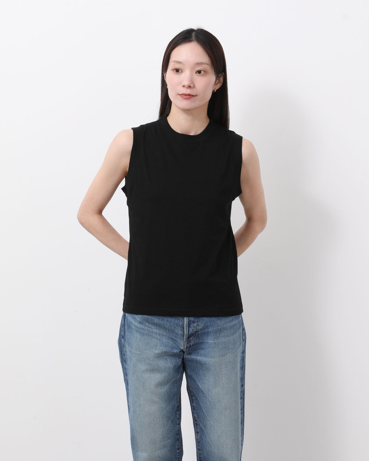 SHEER SLEEVELESS TEE
