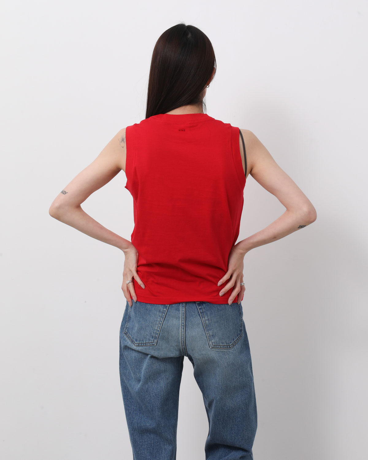 SHEER SLEEVELESS TEE