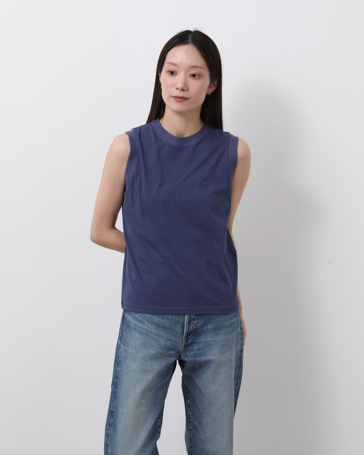 SHEER SLEEVELESS TEE