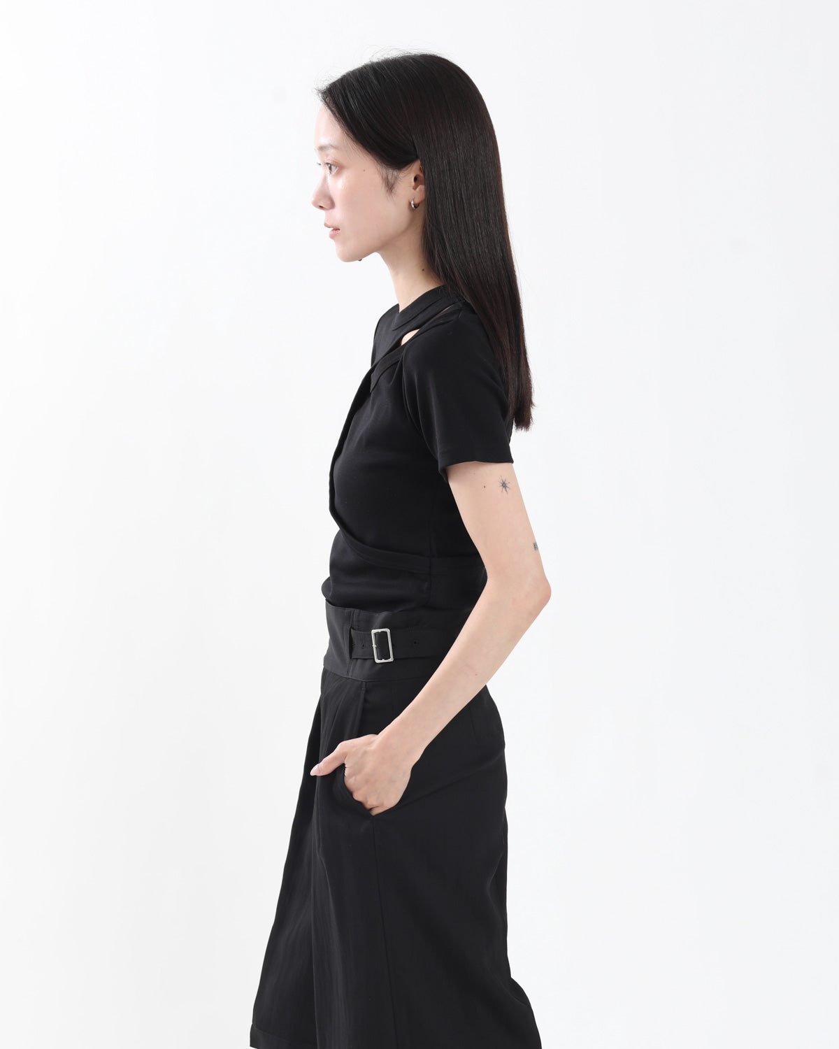 LAYERED SHORT-SLV TEE