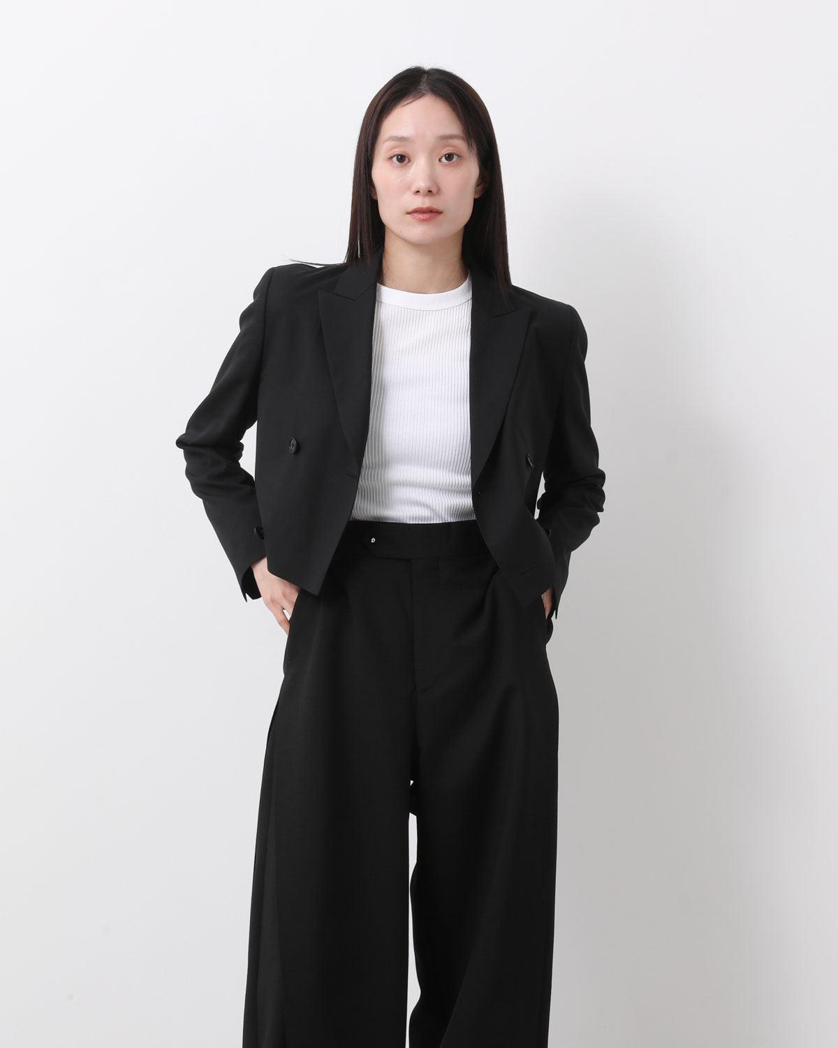 WOOL DOUBLE-BREASTED CROPPED BLAZER