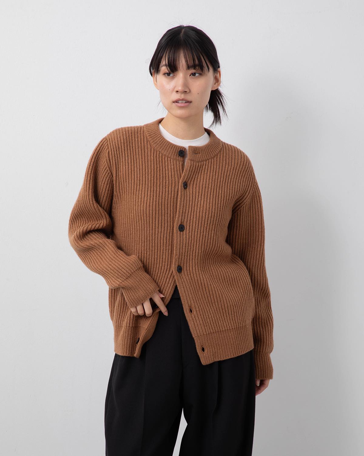 RIBBED KNIT WOOL CARDIGAN