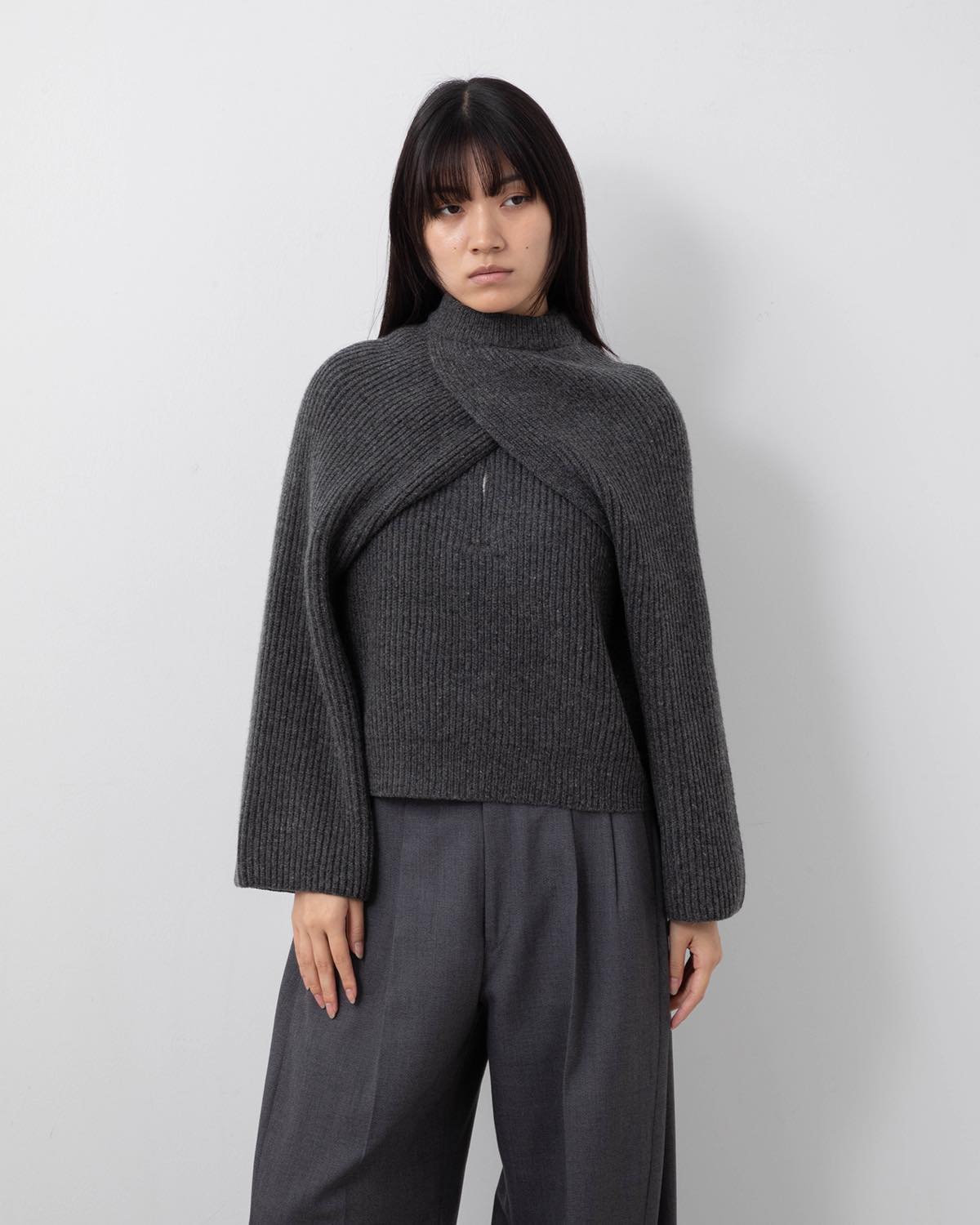 トップス HYKE RIBBED KNIT SHRUG Black size 1 HYKE RIBBED KNIT SHRUG｜トゥモローランド 公式通販