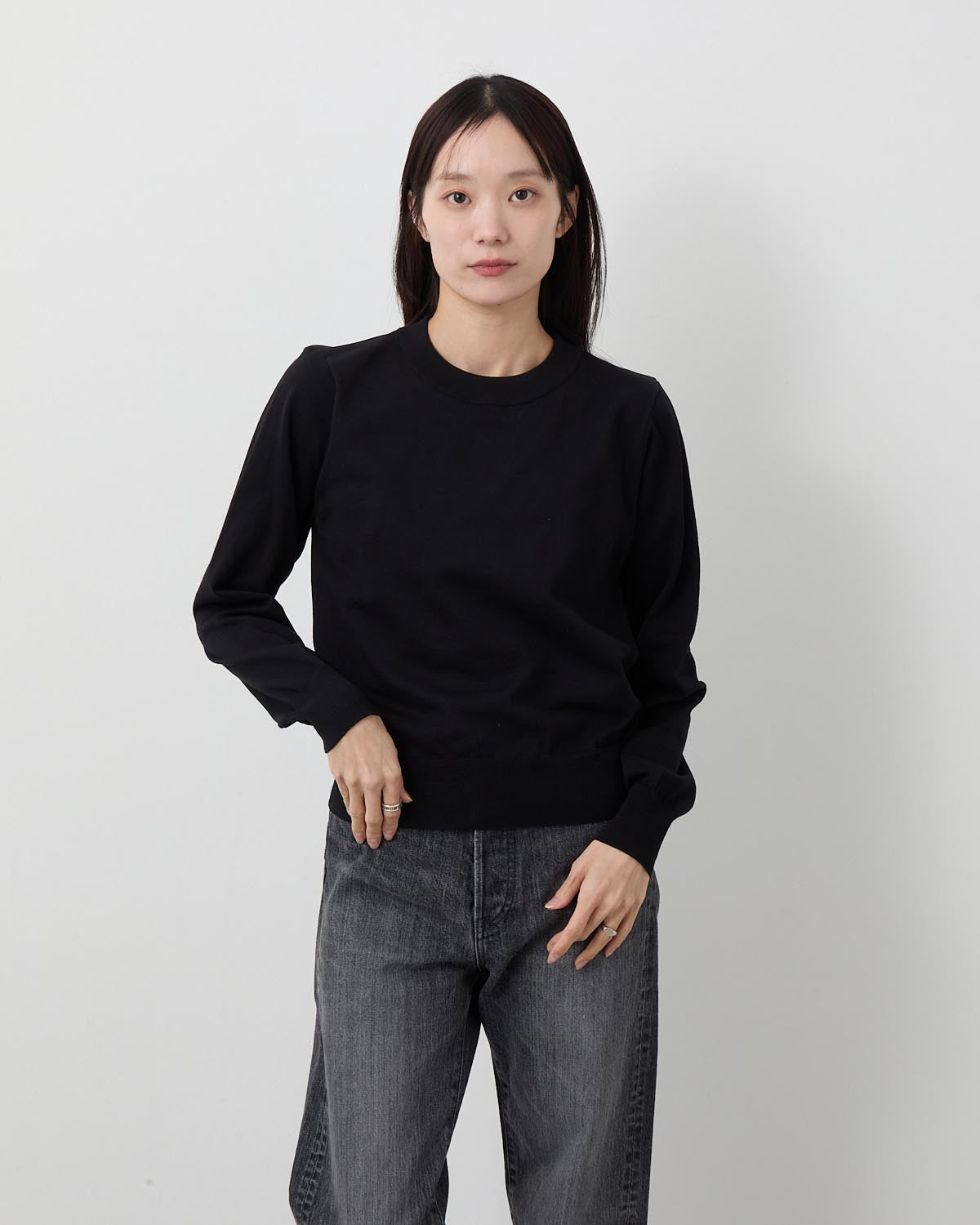 SHEER BACK CREW NECK KNIT