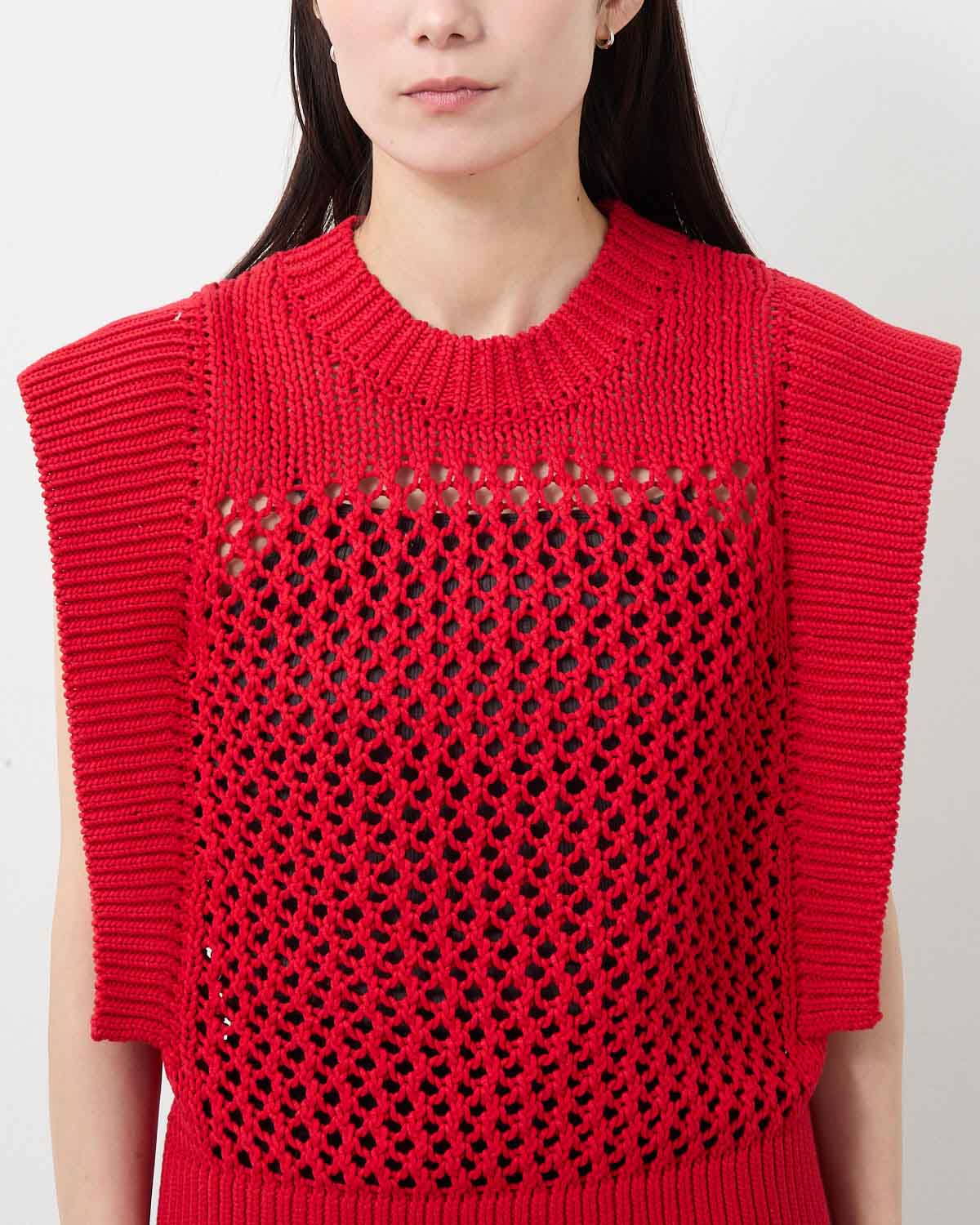 CROCHET SLEEVELESS KNIT