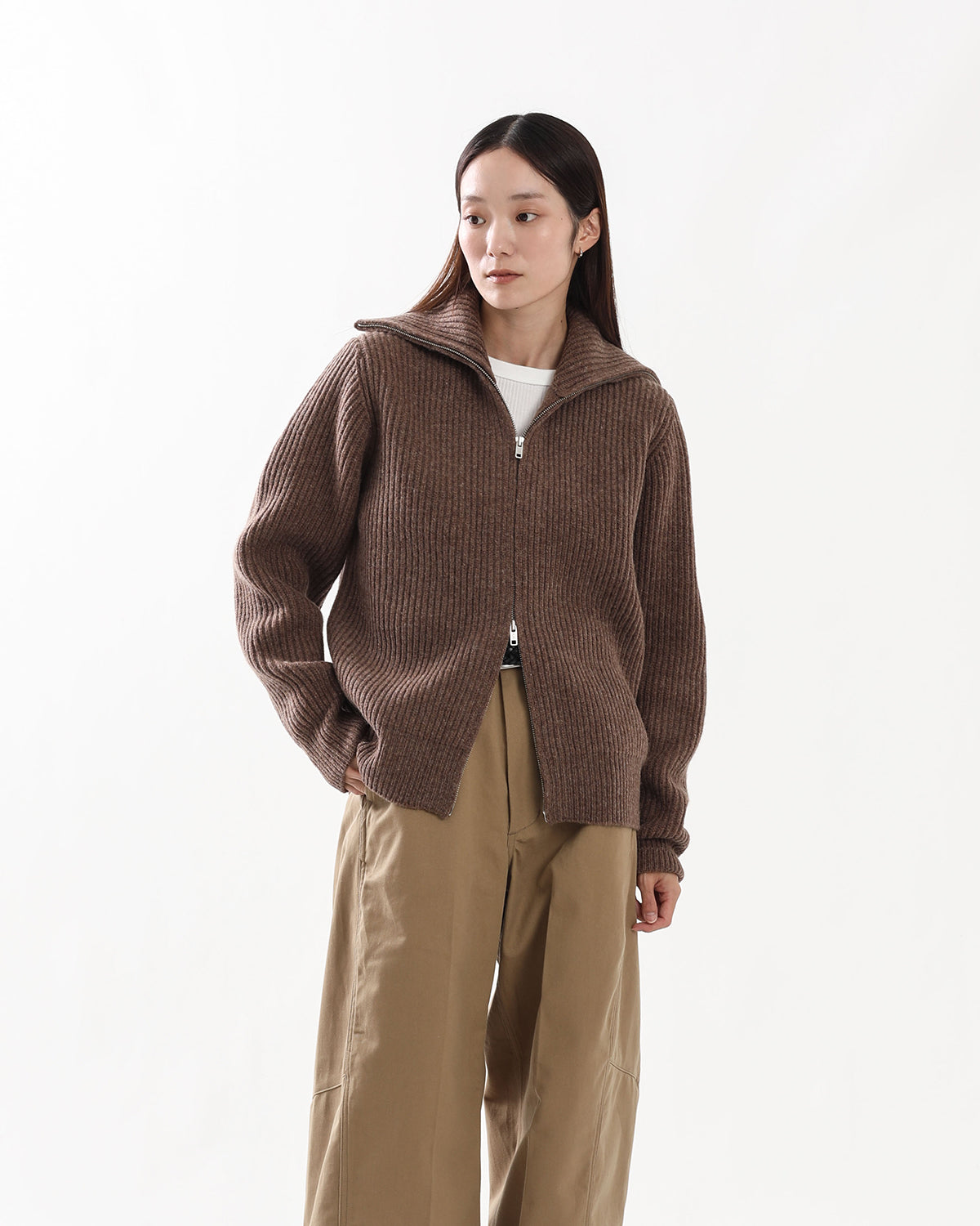 RIBBED ZIP SWEATER