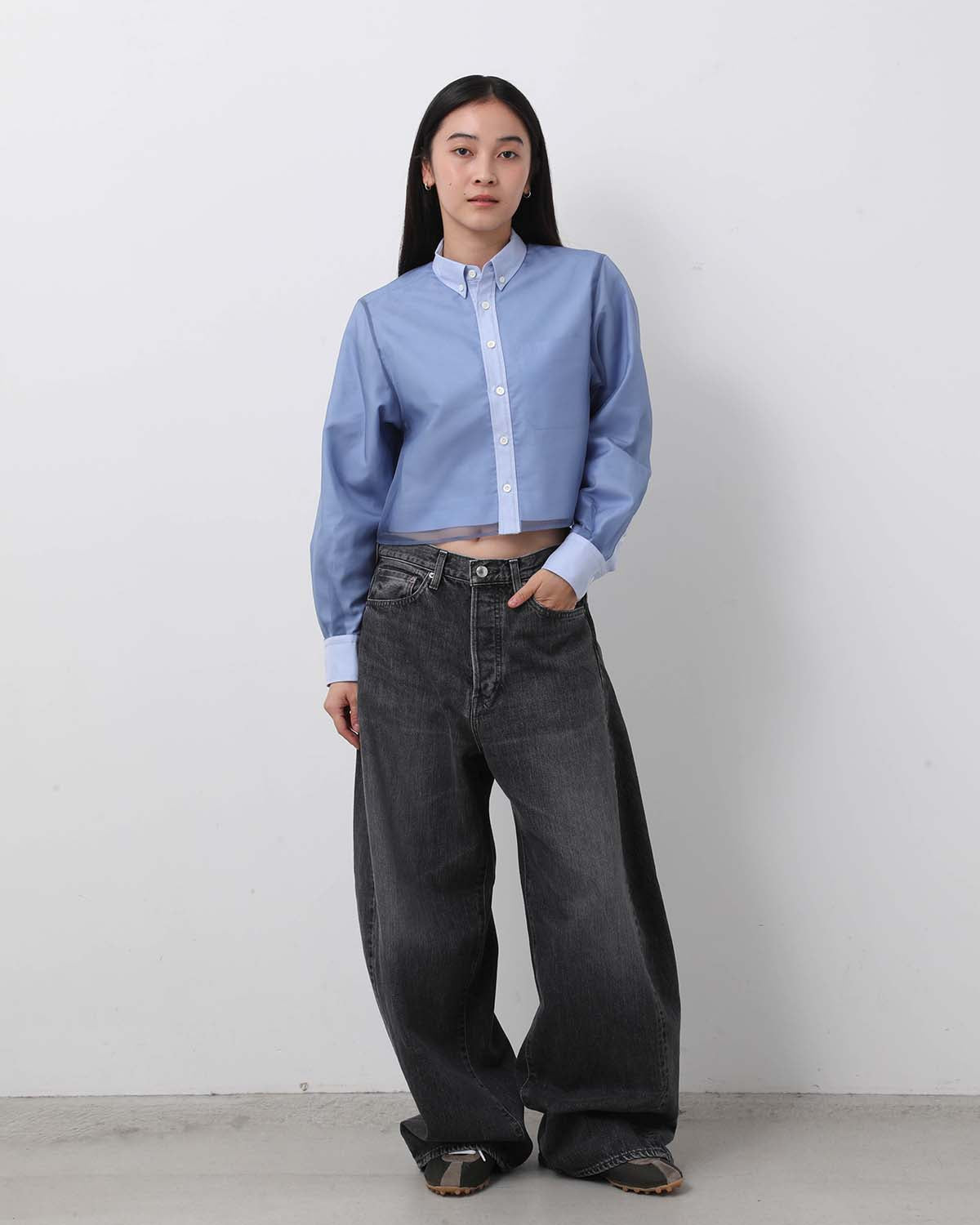 DENIM BARREL-LEG JEANS