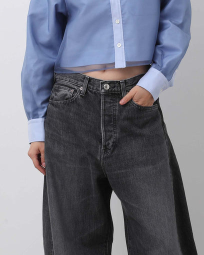 DENIM BARREL-LEG JEANS