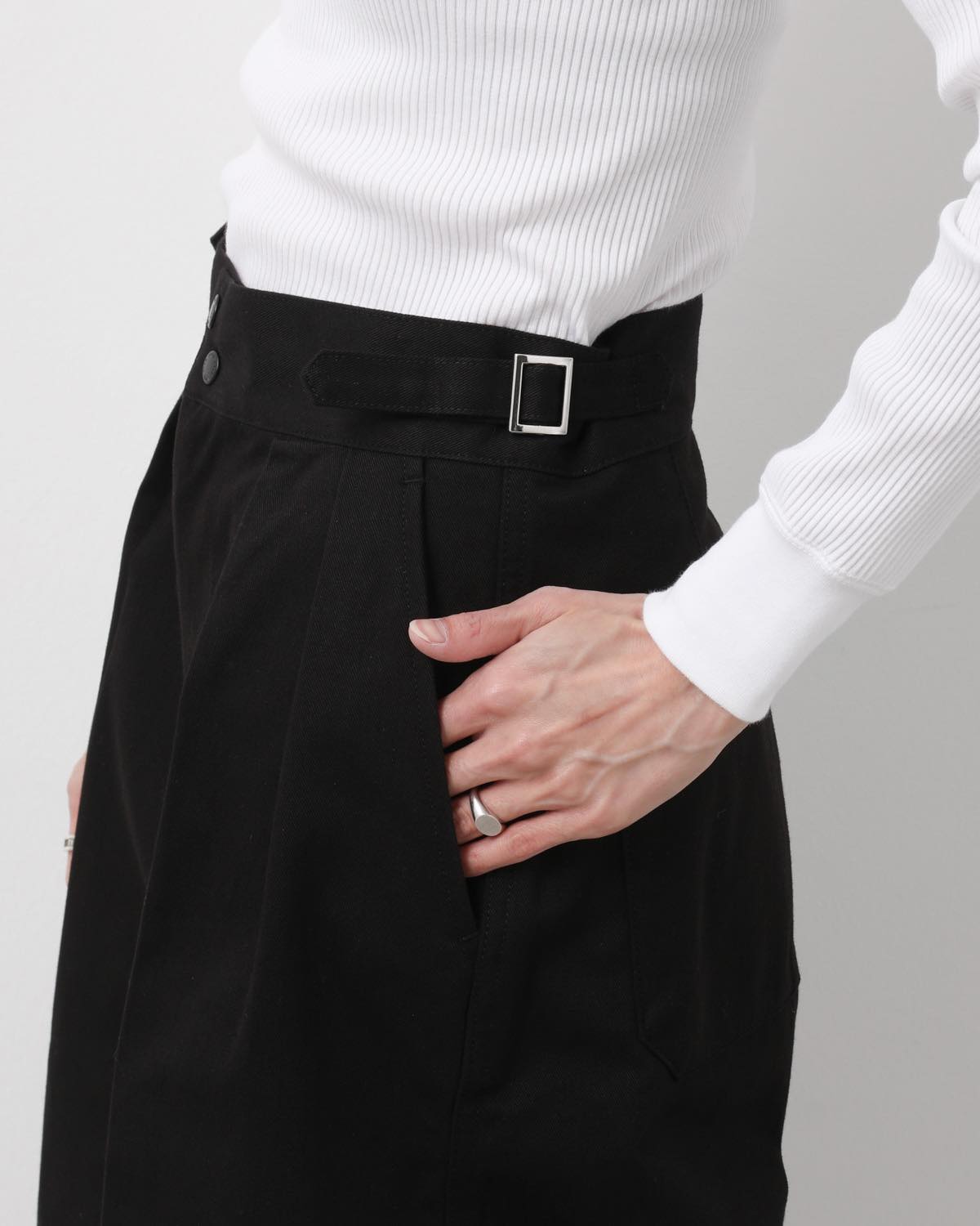 COTTON GURKHA SHORTS (WOMEN'S)