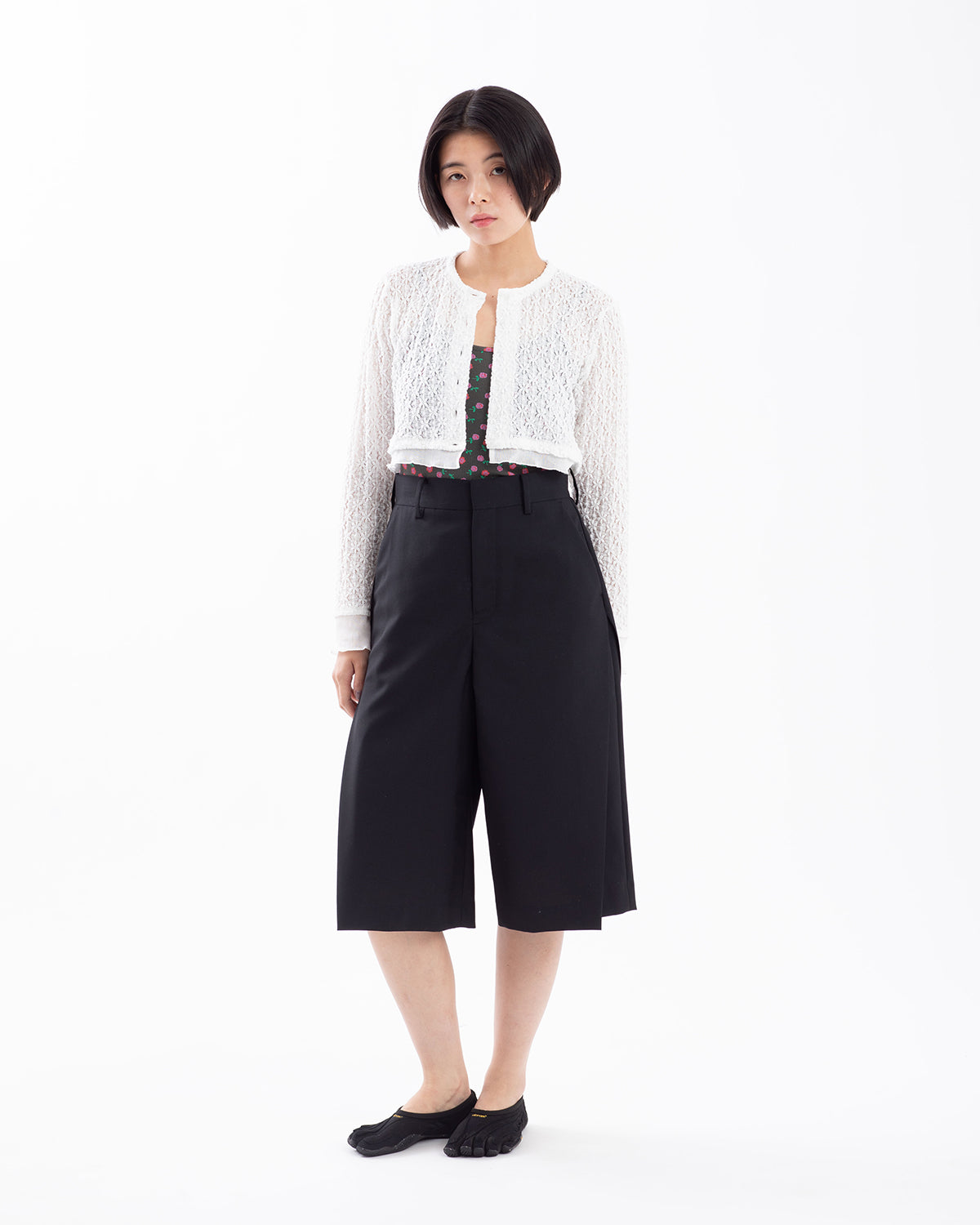 WOOL SIDE TUCK SHORTS