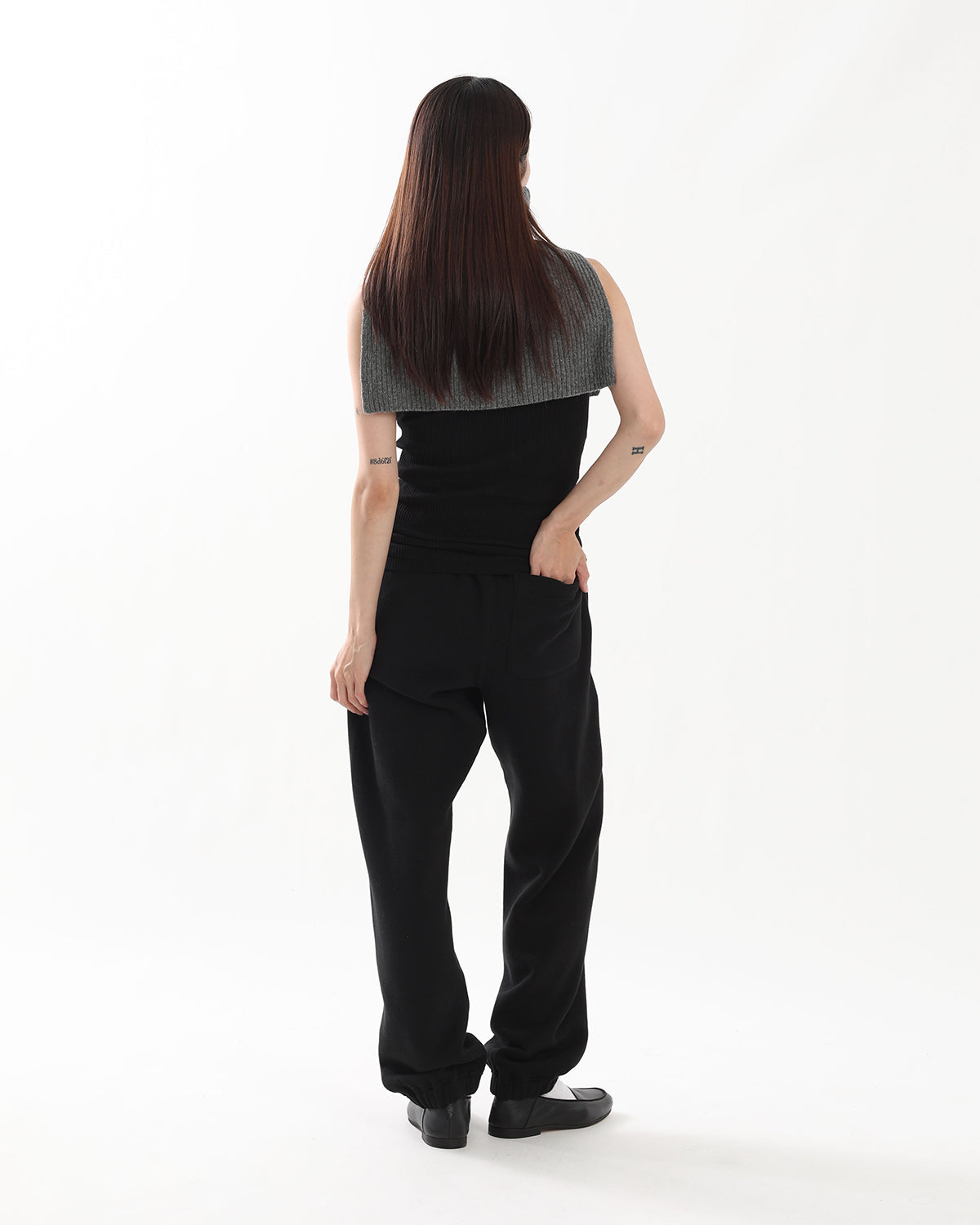SWEAT PANTS